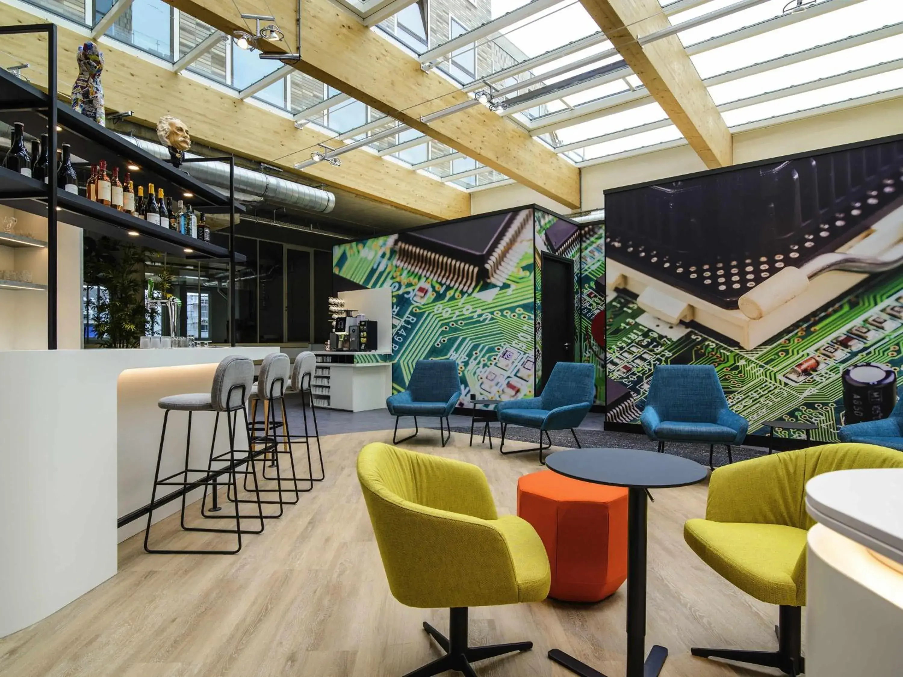 Lounge or bar in ibis Styles Delft City Centre Lounge or bar in ibis Styles Delft City Centre