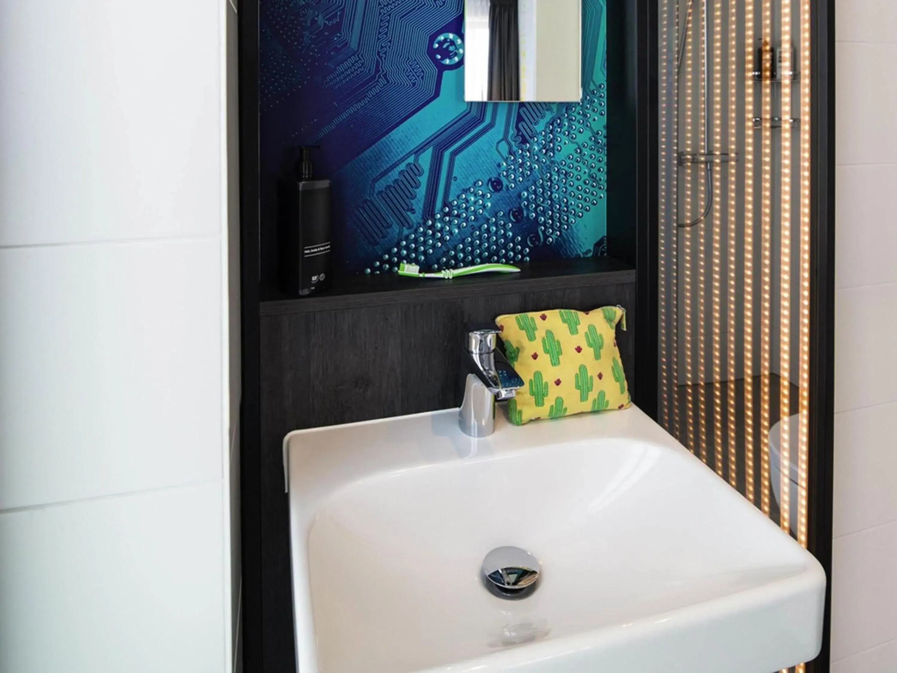 Bedroom in ibis Styles Delft City Centre Bedroom in ibis Styles Delft City Centre