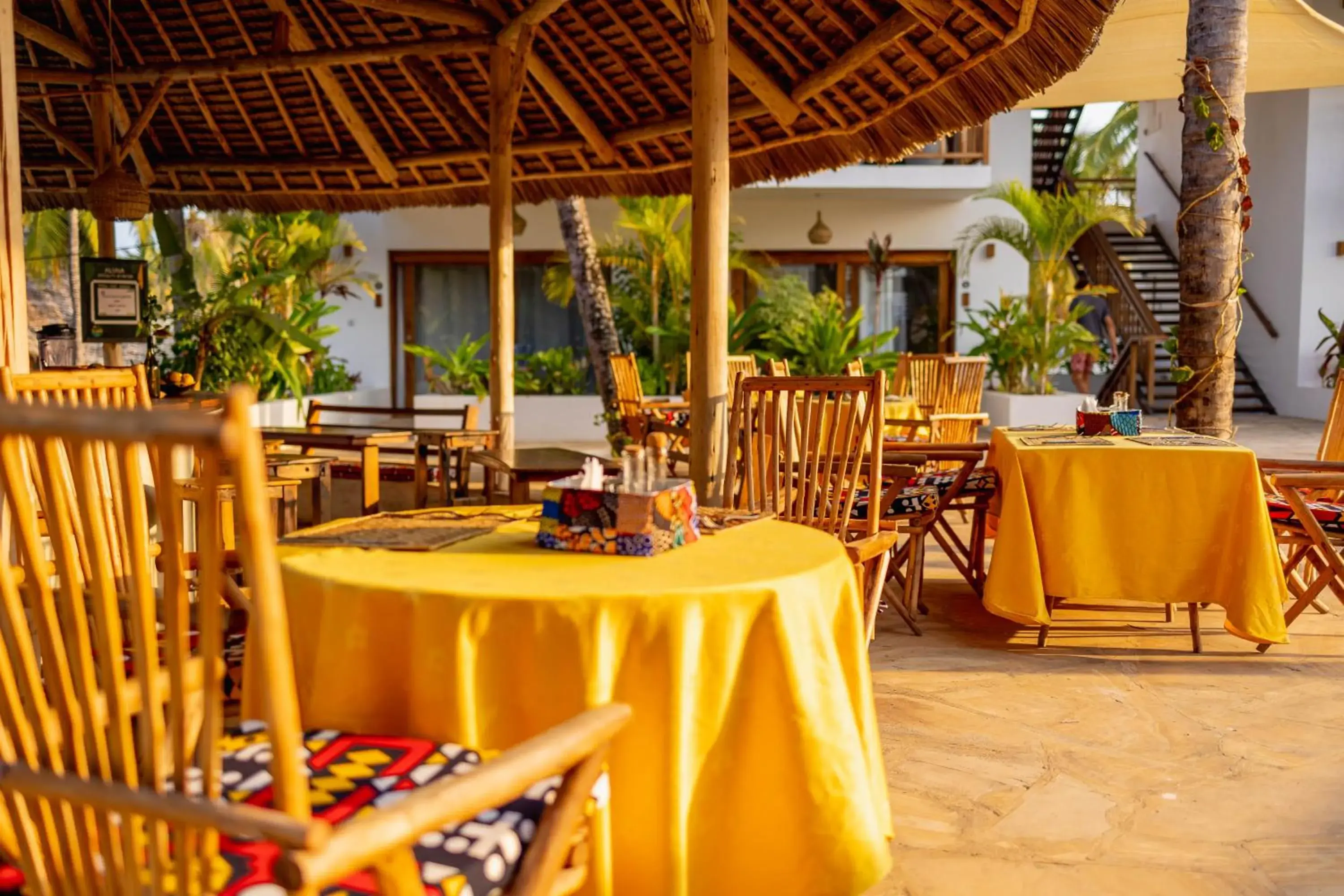 Restaurant/places to eat in Aluna Paje Restaurant/places to eat in Aluna Paje