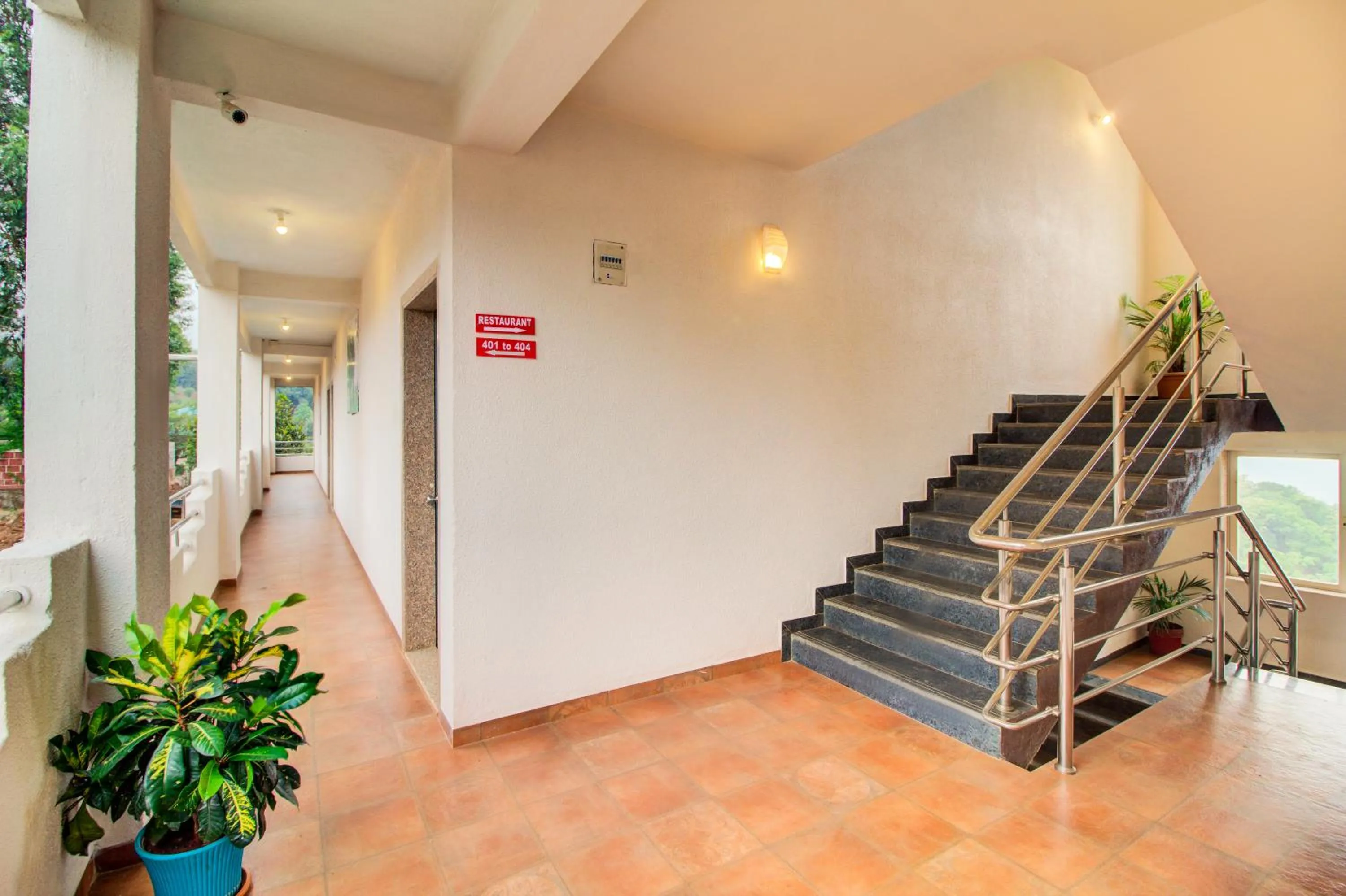 Facade/entrance in Harmony Palace