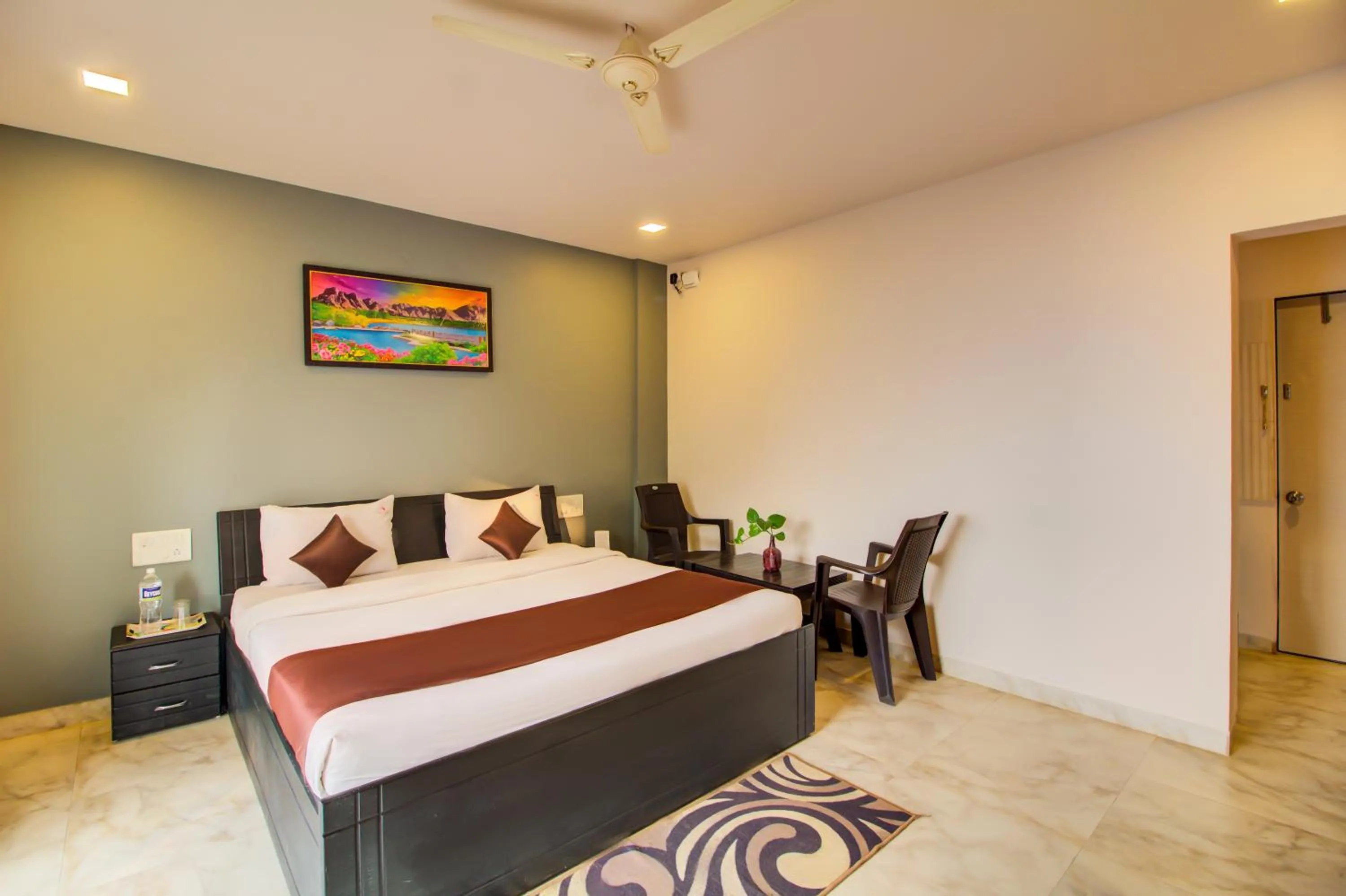 Bed in Harmony Palace