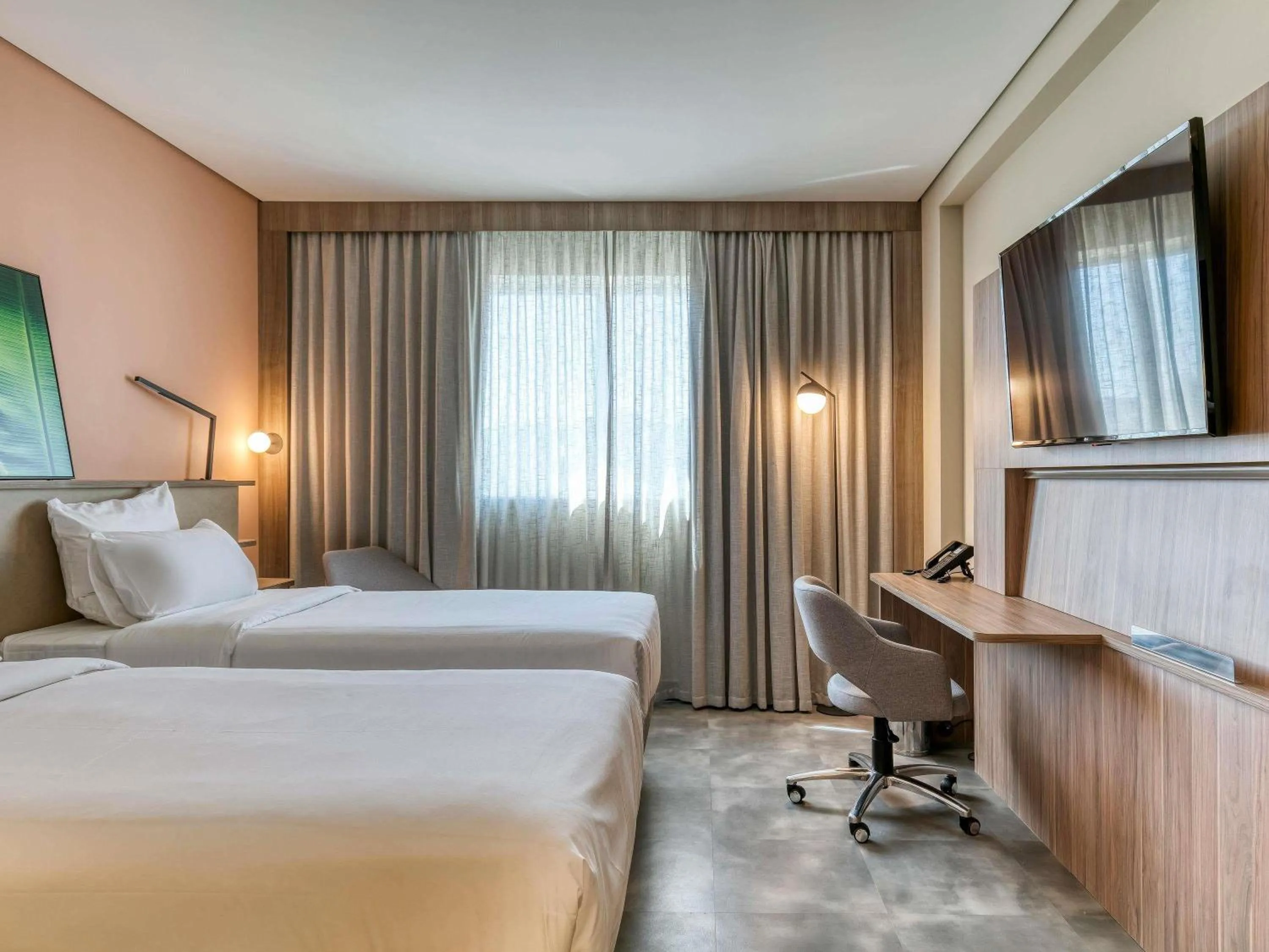 Bedroom, Bed in Novotel BH Savassi