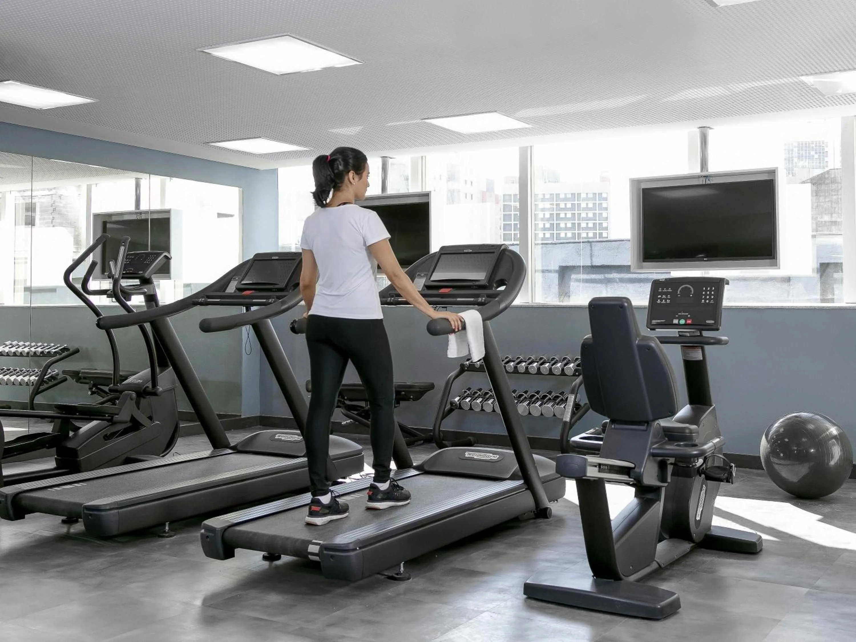 Fitness centre/facilities in Novotel BH Savassi