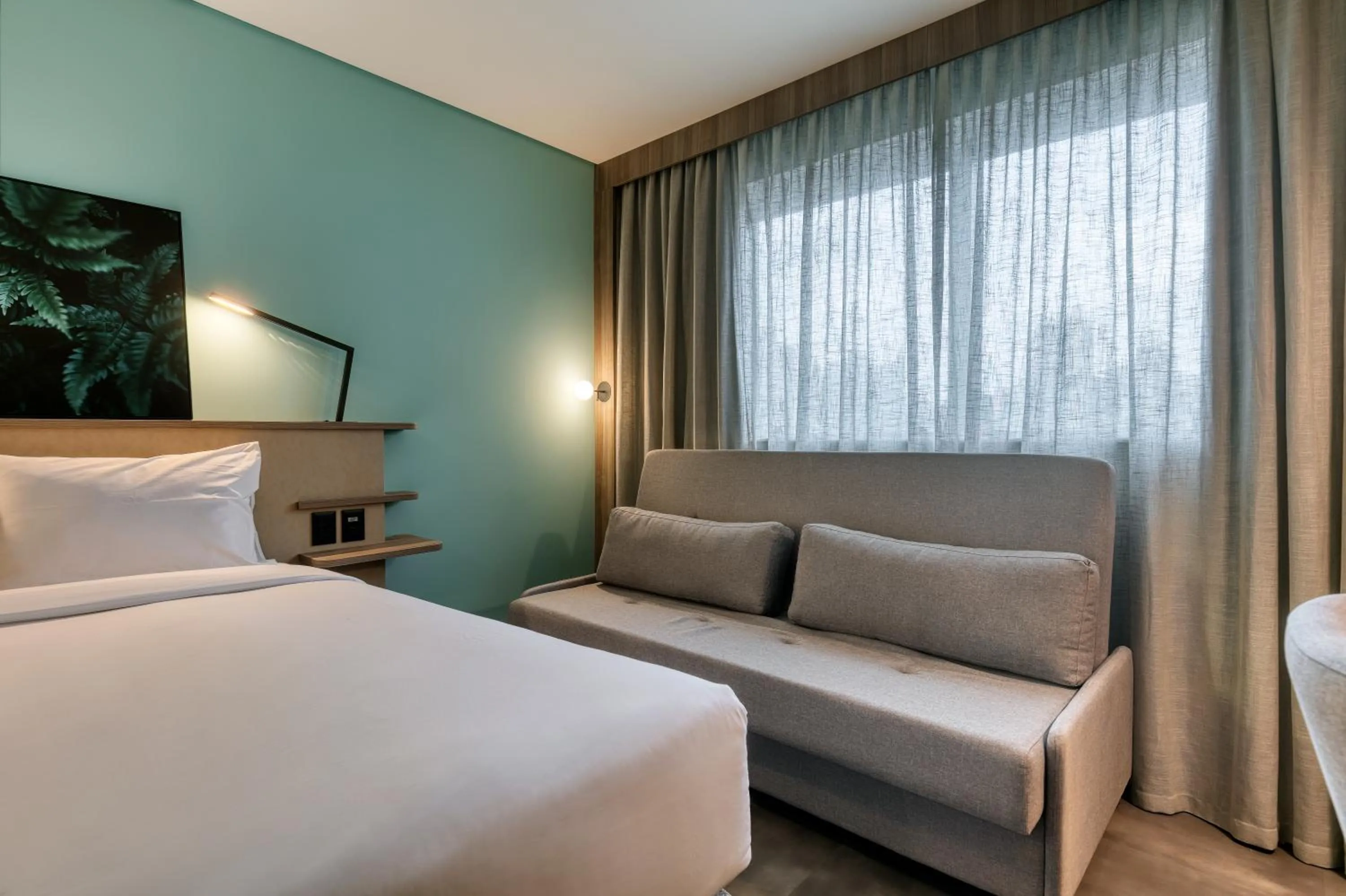 TV and multimedia, Bed in Novotel BH Savassi