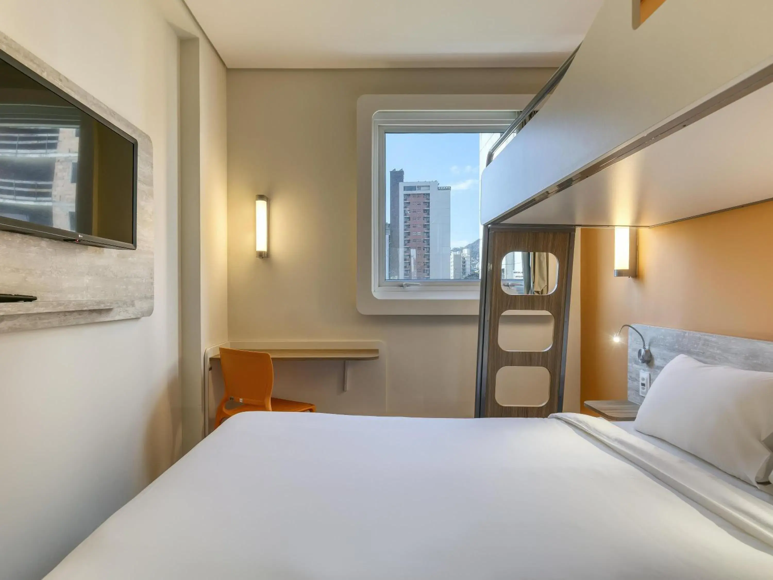 Property building, Bed in ibis budget BH Savassi Property building, Bed in ibis budget BH Savassi