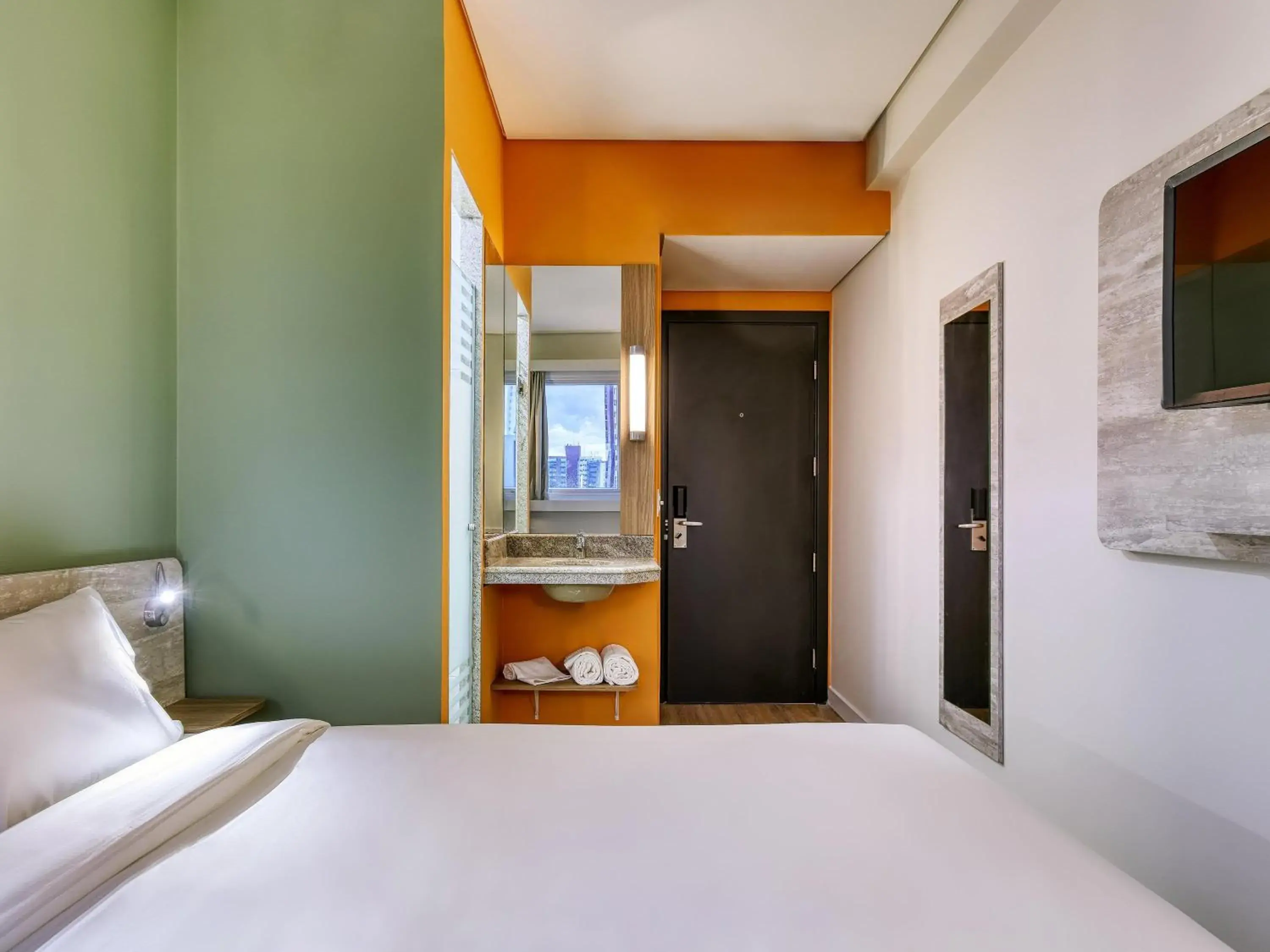 Bedroom, Bed in ibis budget BH Savassi Bedroom, Bed in ibis budget BH Savassi