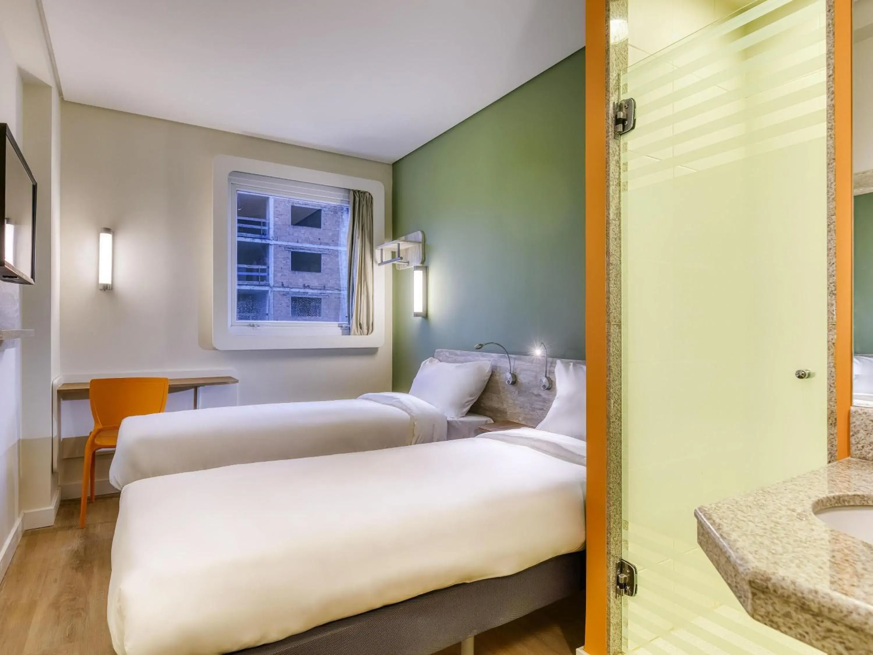 Bedroom, Bed in ibis budget BH Savassi Bedroom, Bed in ibis budget BH Savassi