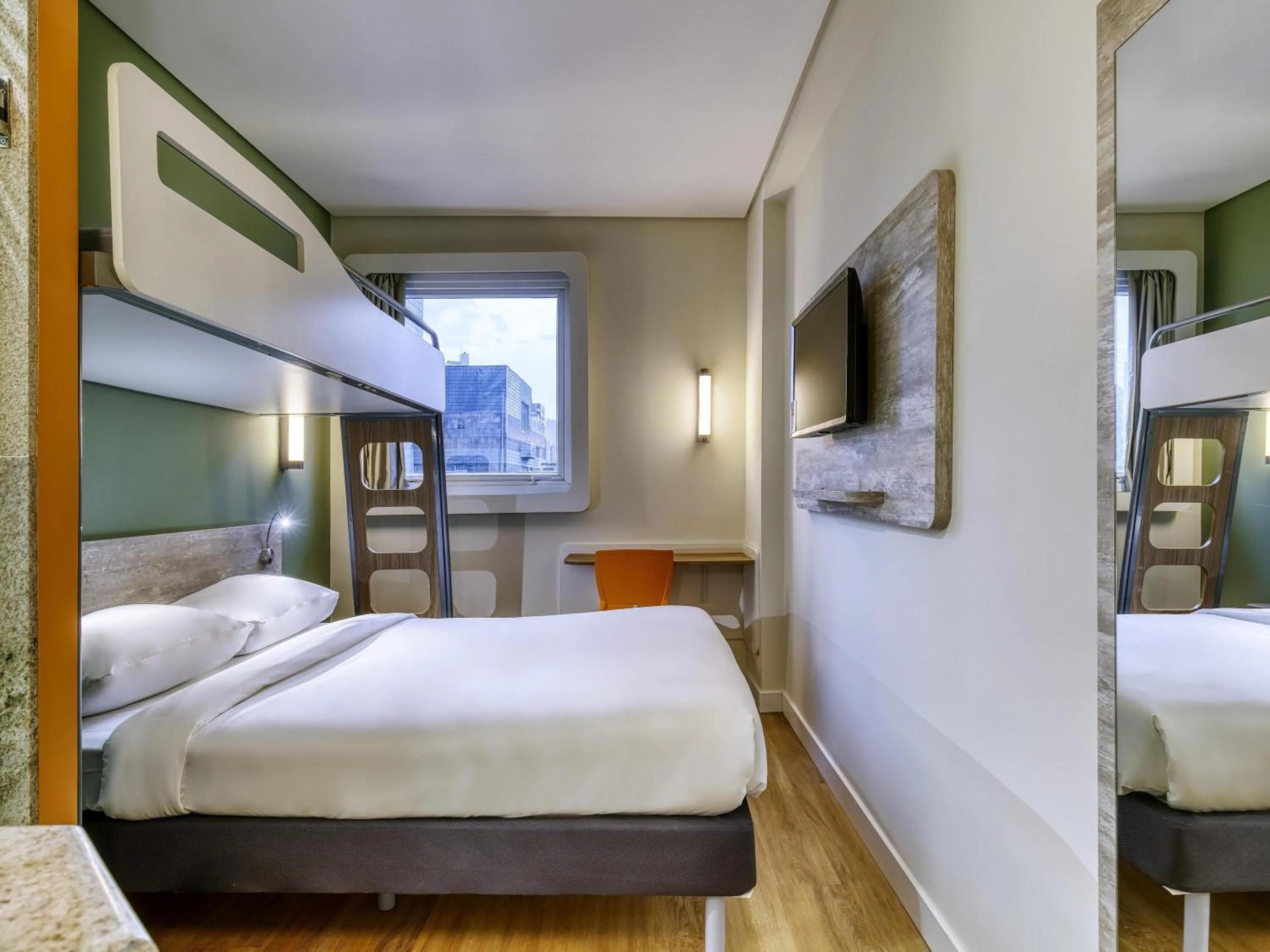 Bedroom, Bed in ibis budget BH Savassi