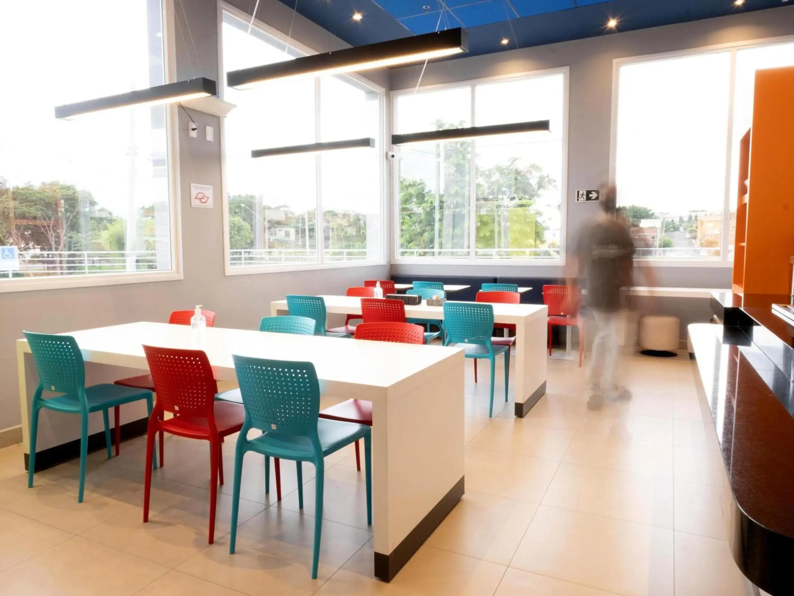 Restaurant/places to eat in ibis budget Leme SP Restaurant/places to eat in ibis budget Leme SP