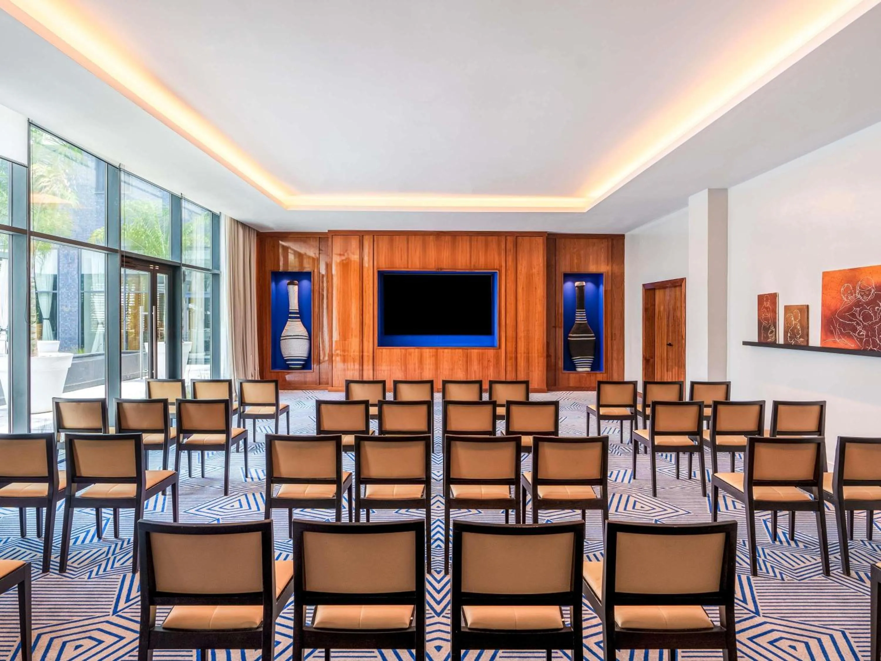 Meeting/conference room in Movenpick Hotel Abidjan-Accor Group