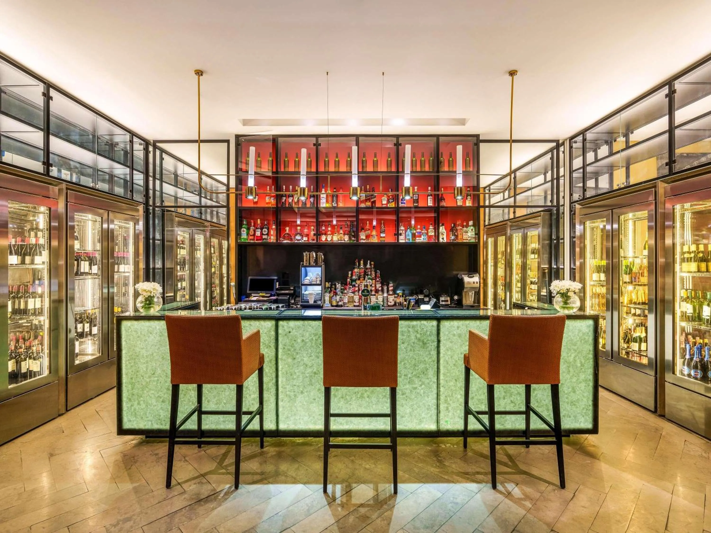 Lounge or bar in Movenpick Hotel Abidjan-Accor Group