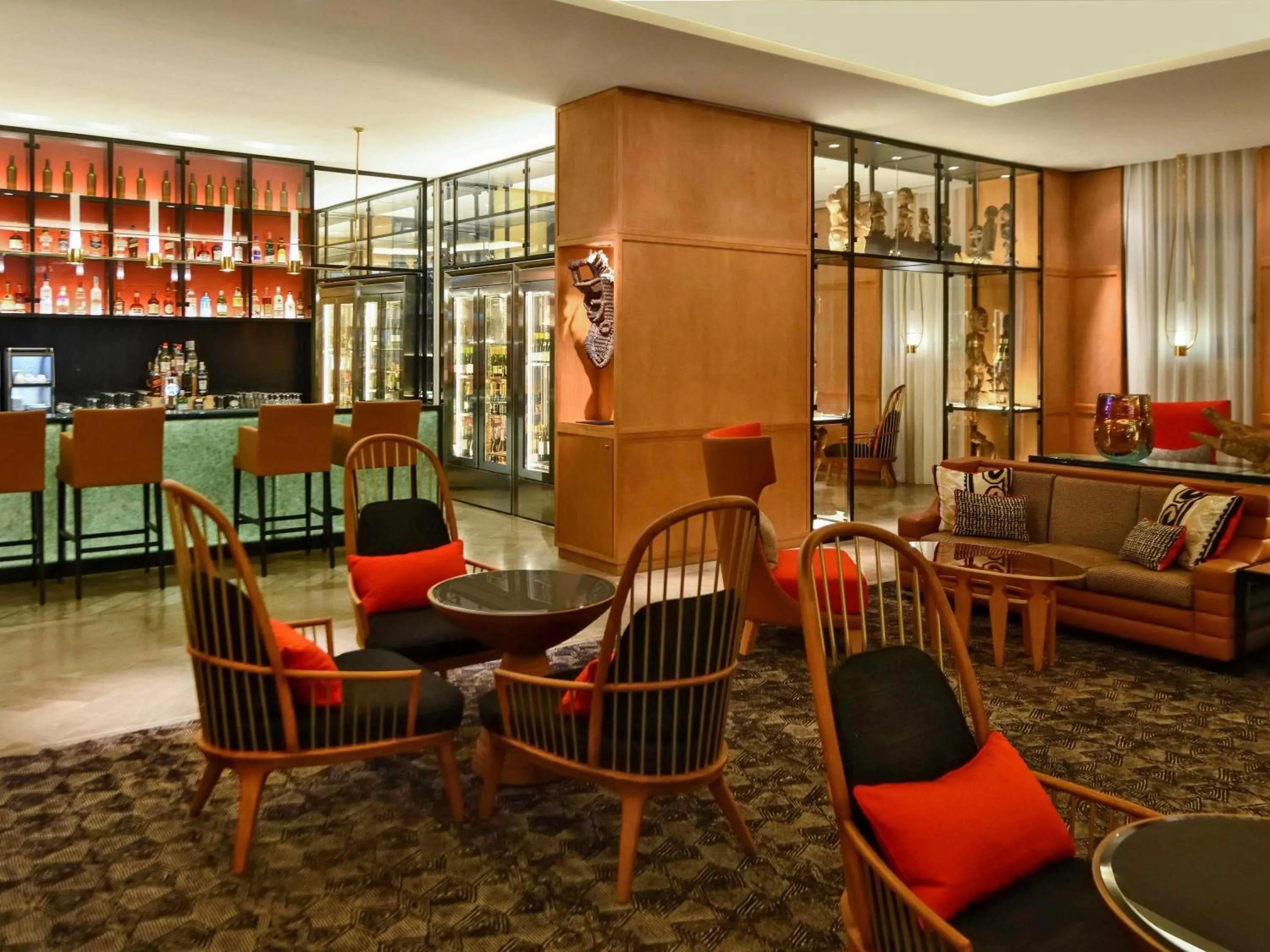 Lounge or bar in Movenpick Hotel Abidjan-Accor Group