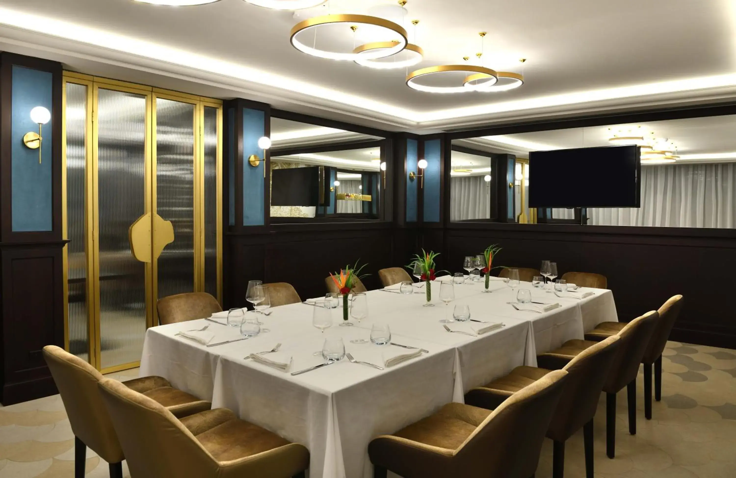 Restaurant/places to eat in Movenpick Hotel Abidjan-Accor Group Restaurant/places to eat in Movenpick Hotel Abidjan-Accor Group