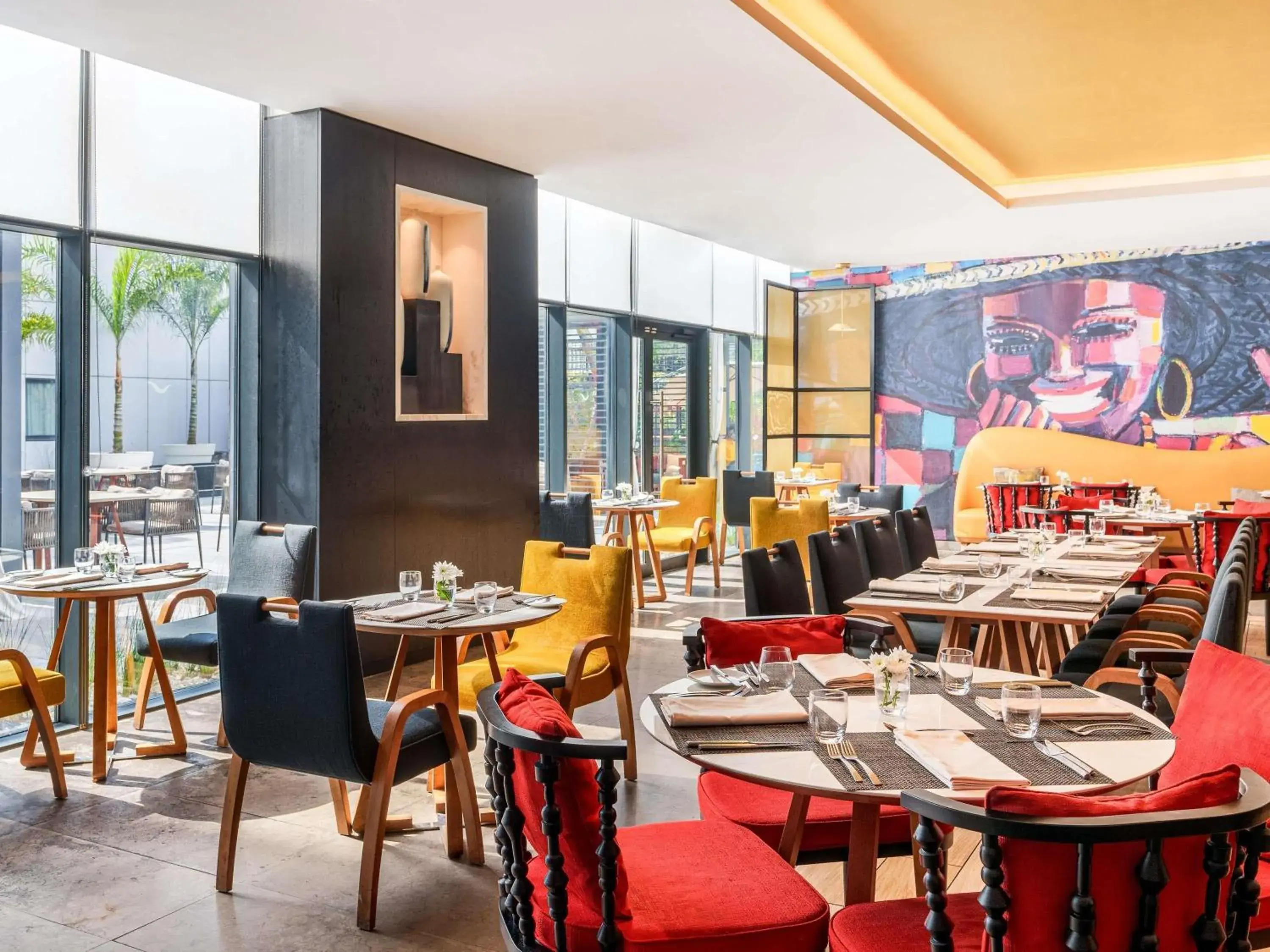 Restaurant/places to eat in Movenpick Hotel Abidjan-Accor Group Restaurant/places to eat in Movenpick Hotel Abidjan-Accor Group