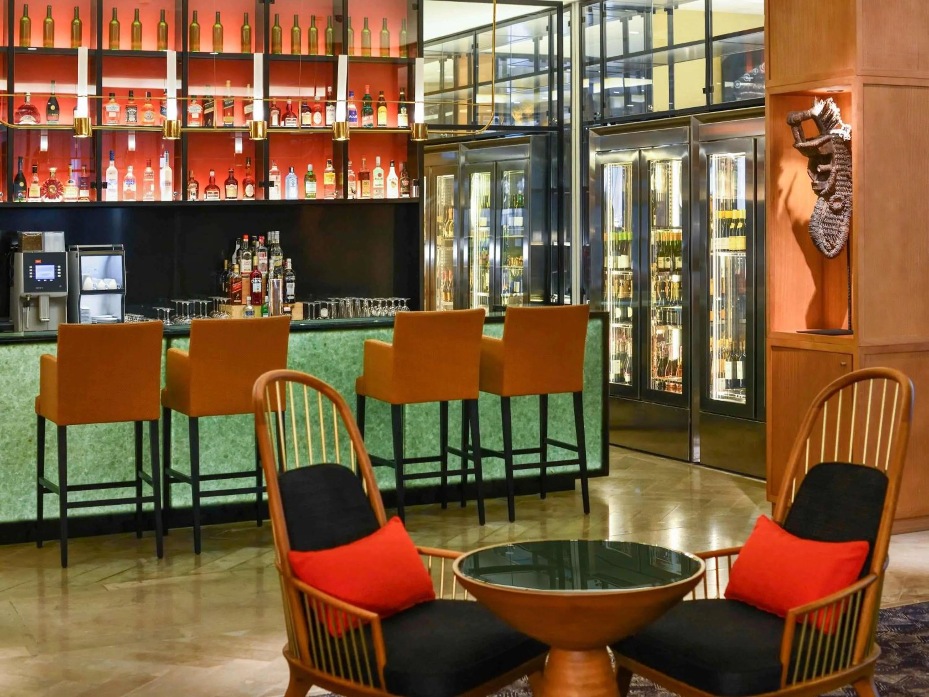 Lounge or bar in Movenpick Hotel Abidjan-Accor Group