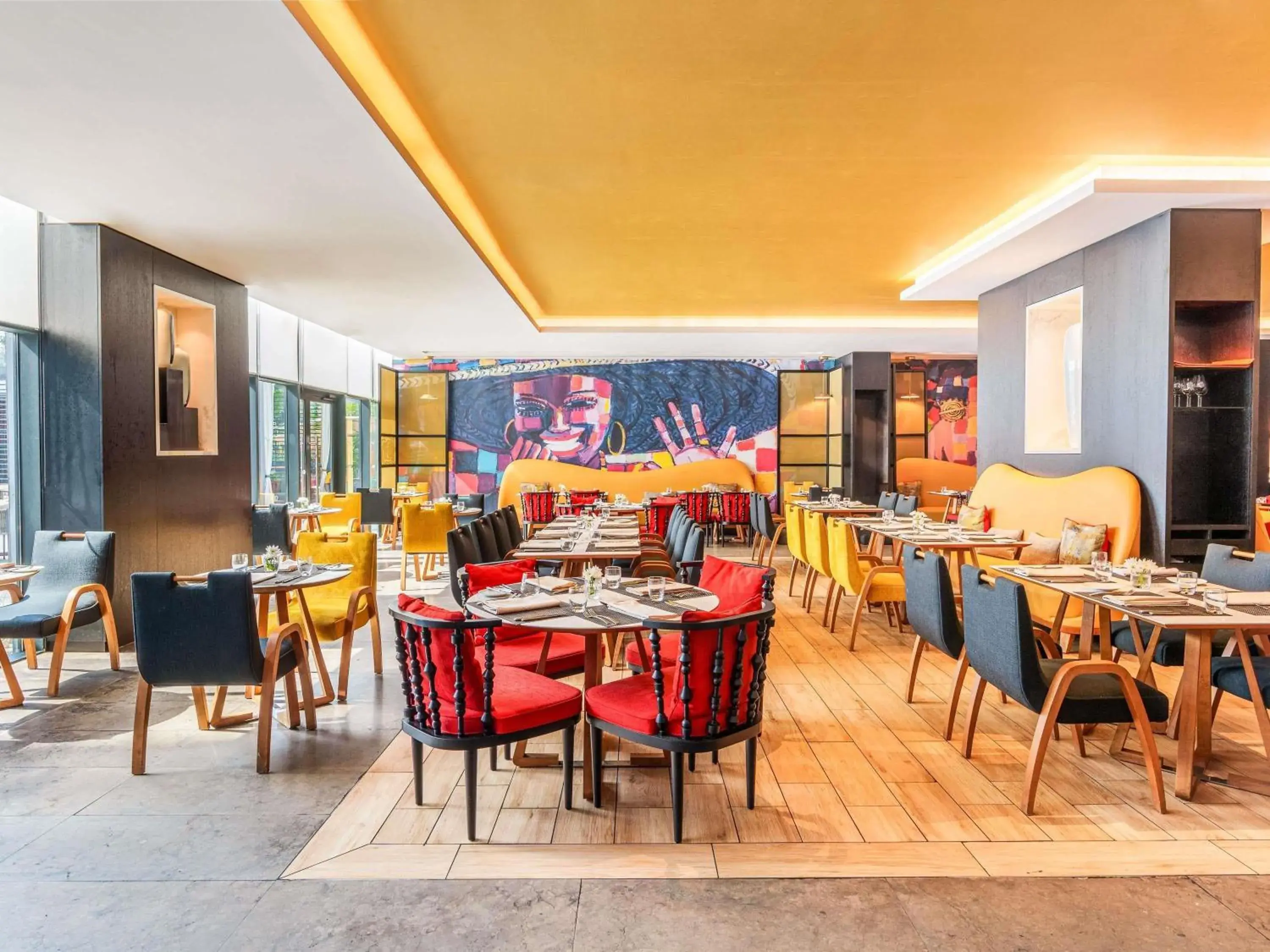 Restaurant/places to eat in Movenpick Hotel Abidjan-Accor Group Restaurant/places to eat in Movenpick Hotel Abidjan-Accor Group