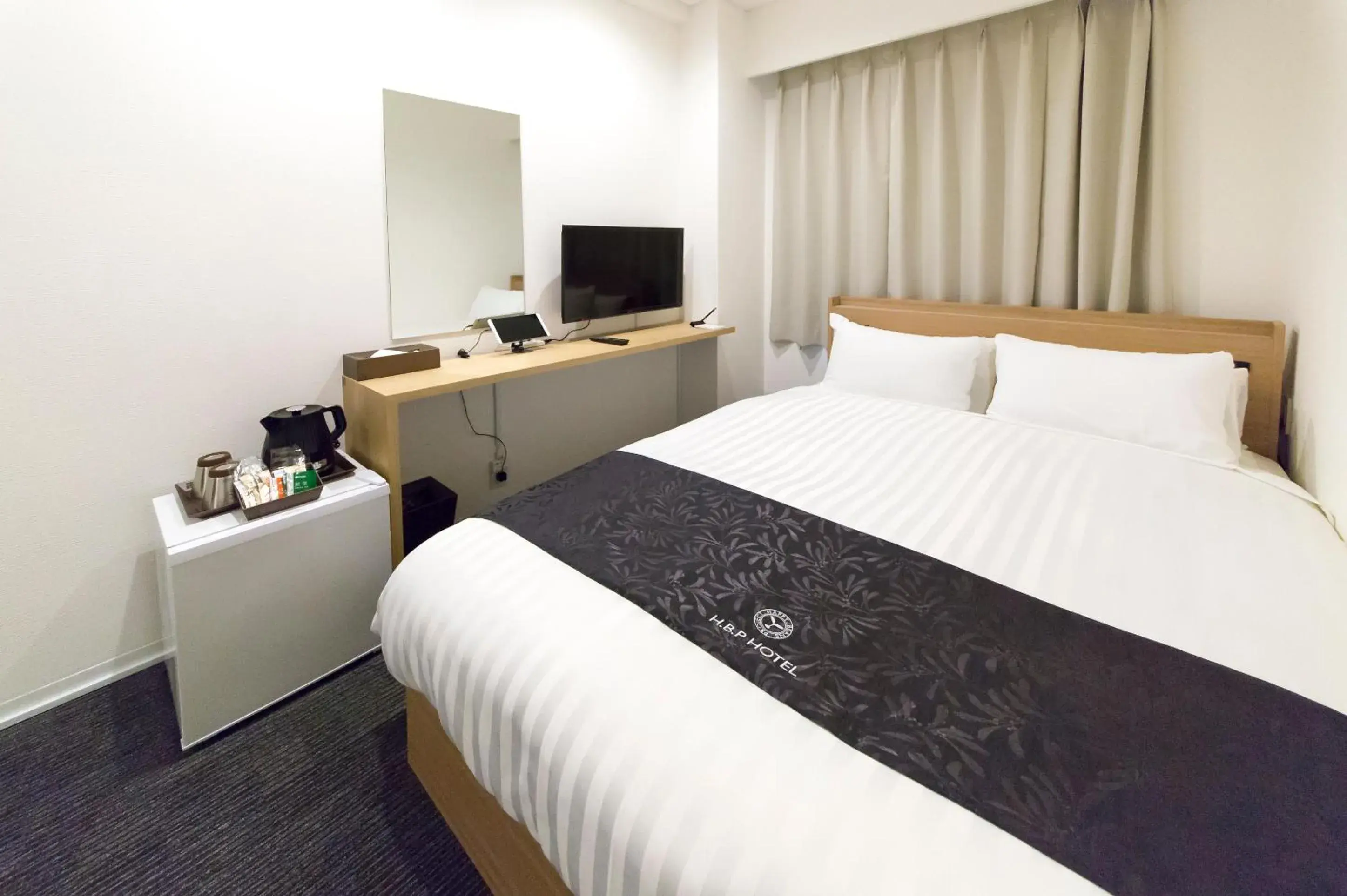 Photo of the whole room, Bed in H.B.P HOTEL Photo of the whole room, Bed in H.B.P HOTEL