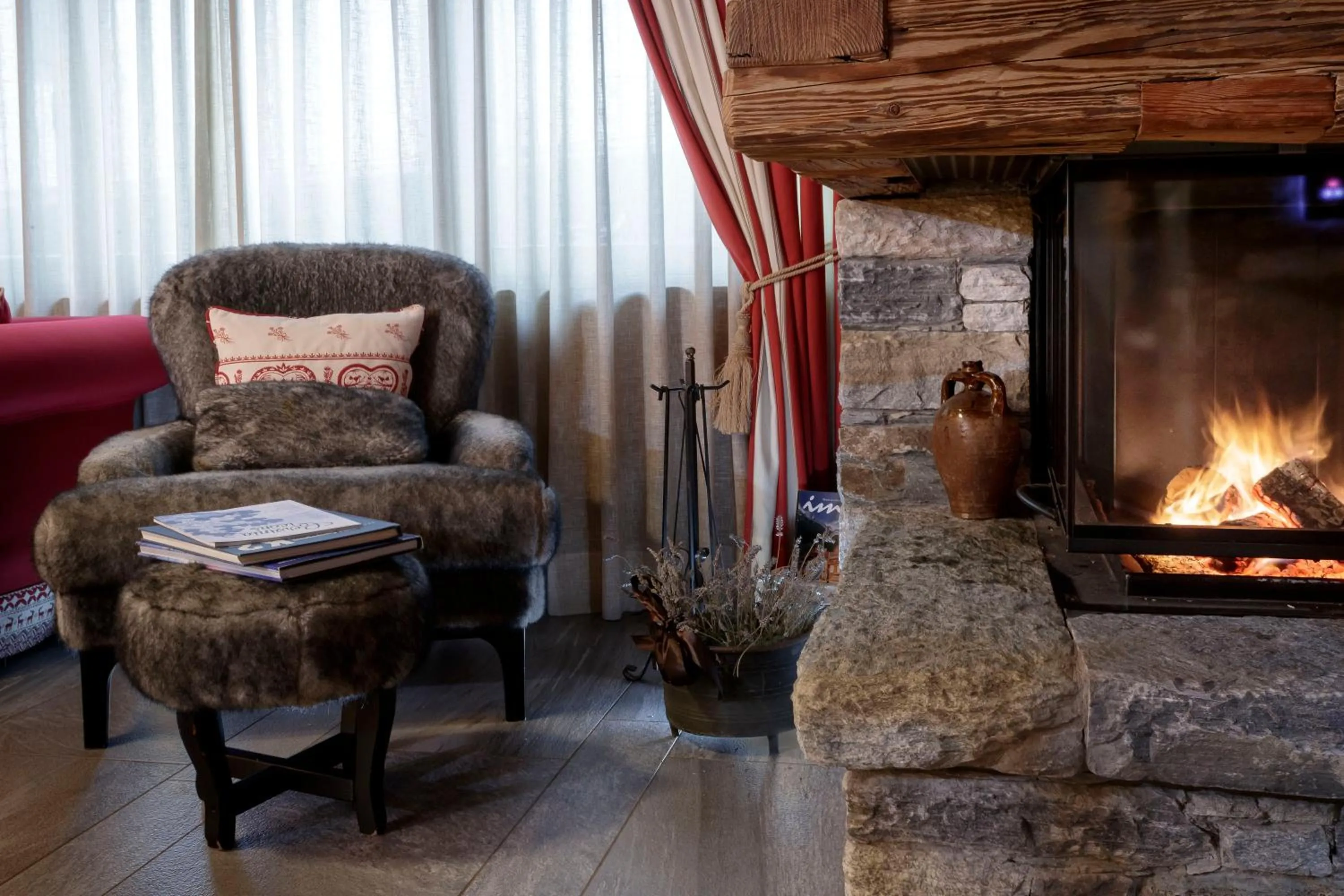 flat iron in Francois Boutique Rooms - Matterhorn Retreat & SPA in Cervinia