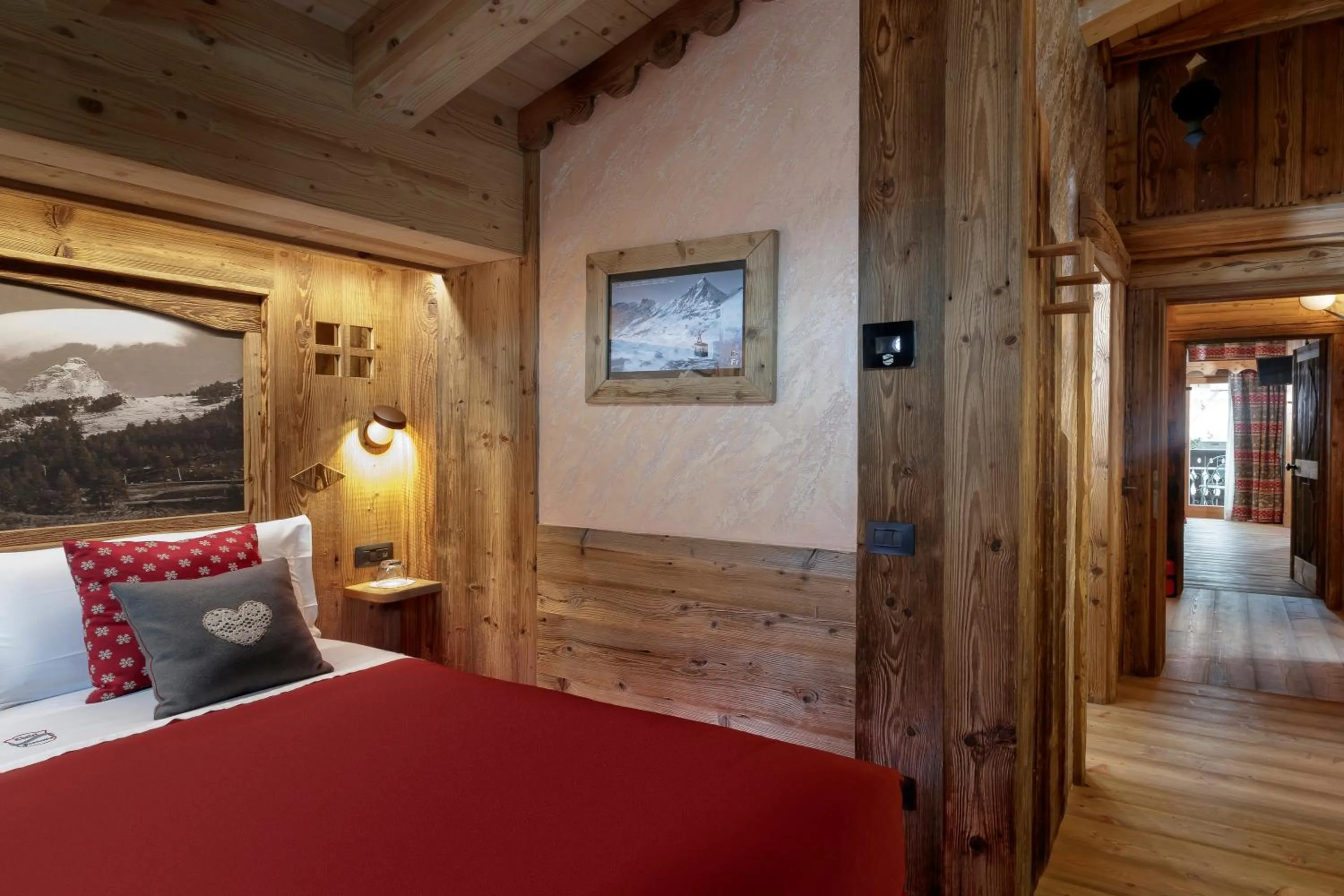 Bedroom, Bed in Francois Boutique Rooms - Matterhorn Retreat & SPA in Cervinia