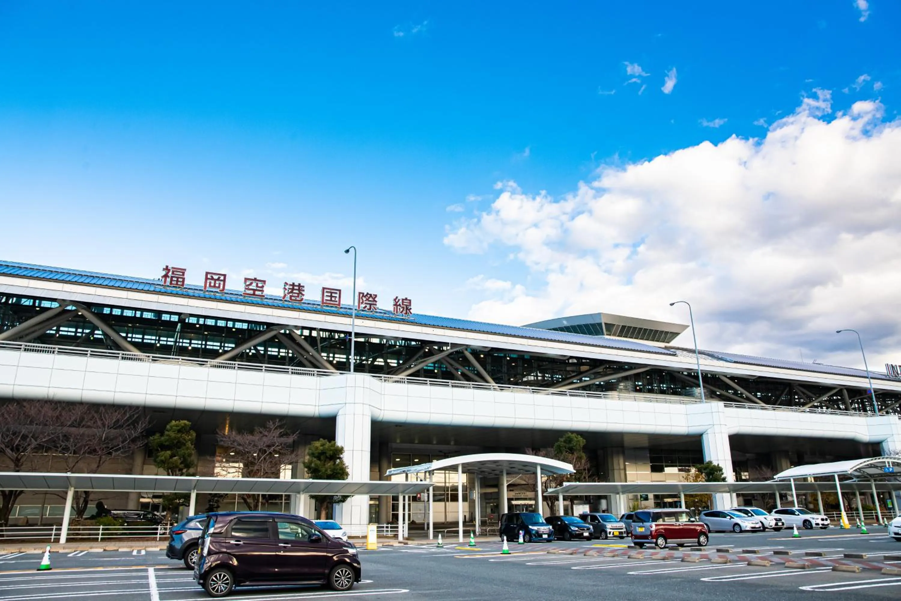 Location in Tomariehotel & condominium