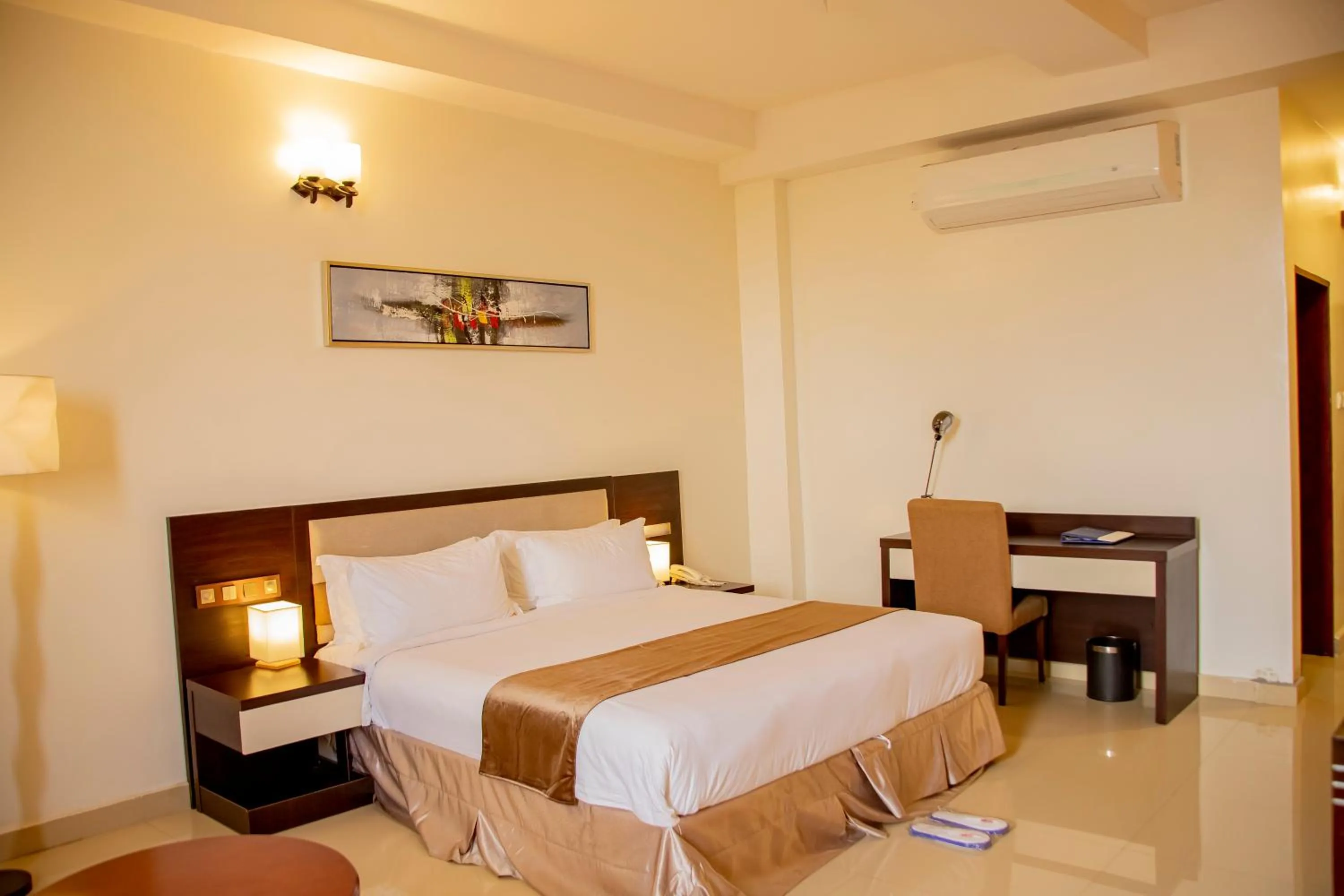 Bed in HOTEL AFRICANA LSK