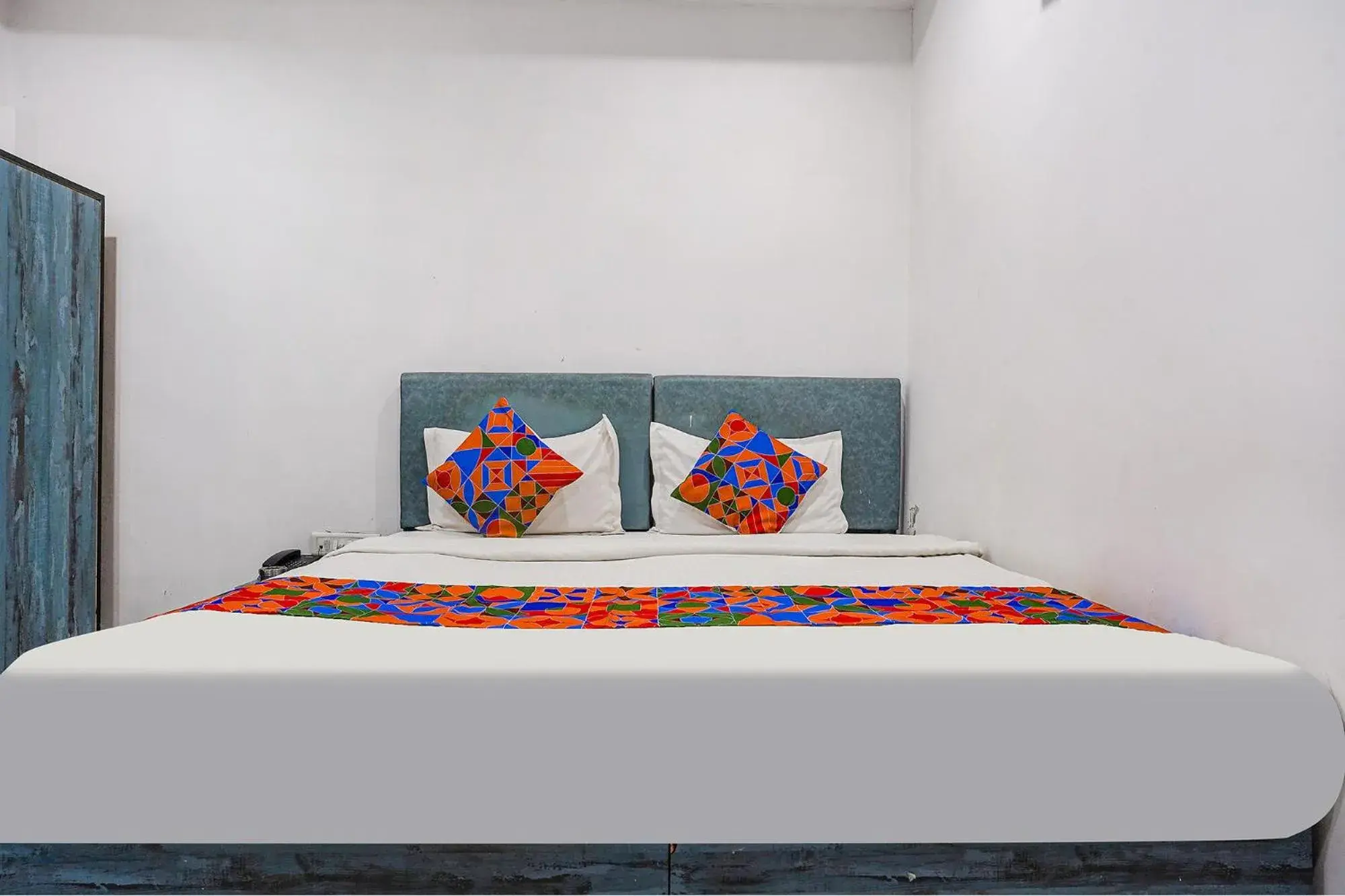 Bed in FabExpress Gauri Shree Bed in FabExpress Gauri Shree