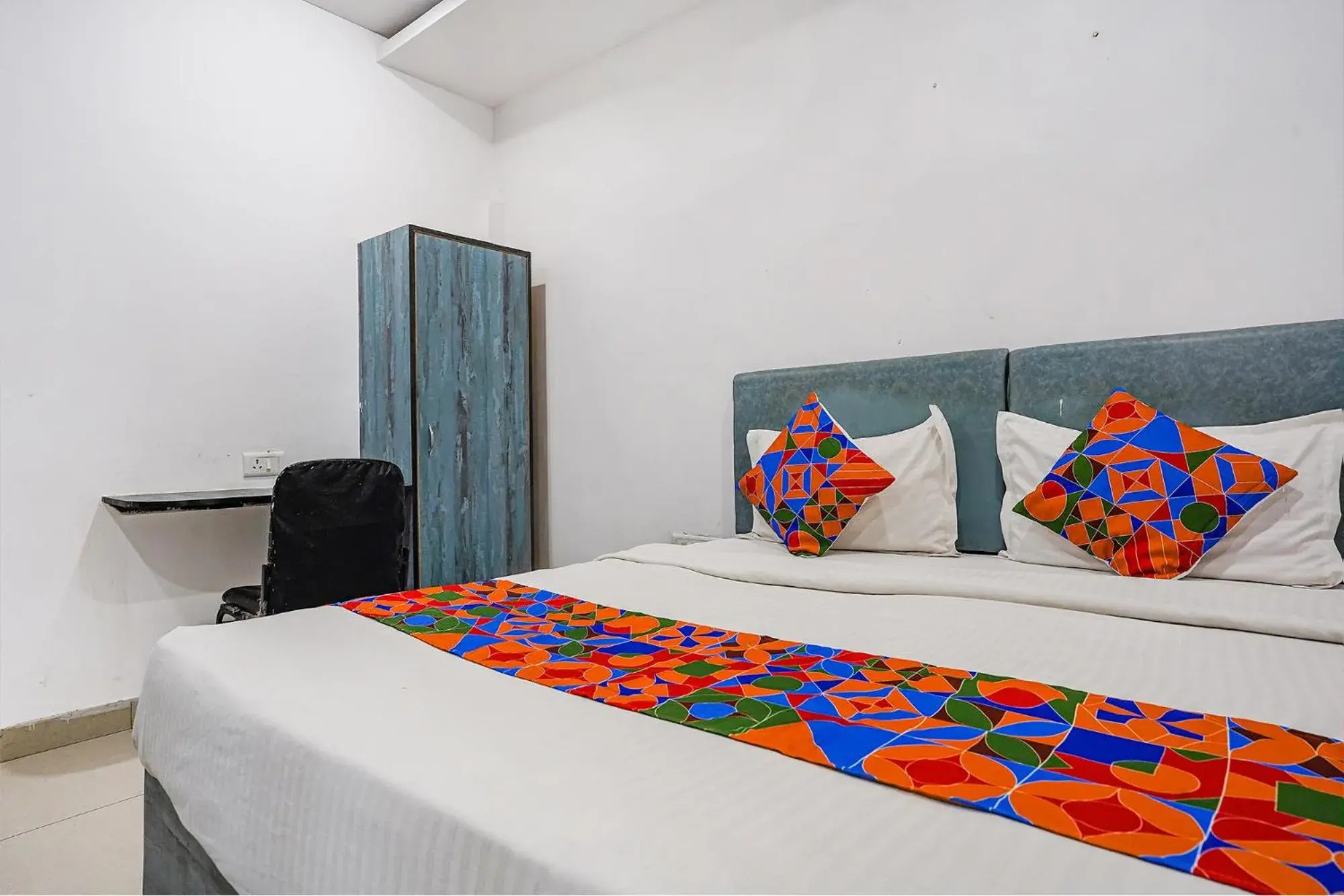 Photo of the whole room, Bed in FabExpress Gauri Shree Photo of the whole room, Bed in FabExpress Gauri Shree