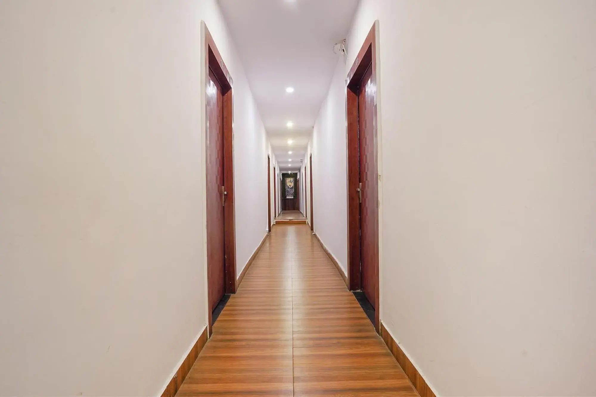 Lobby or reception in FabExpress Gauri Shree Lobby or reception in FabExpress Gauri Shree