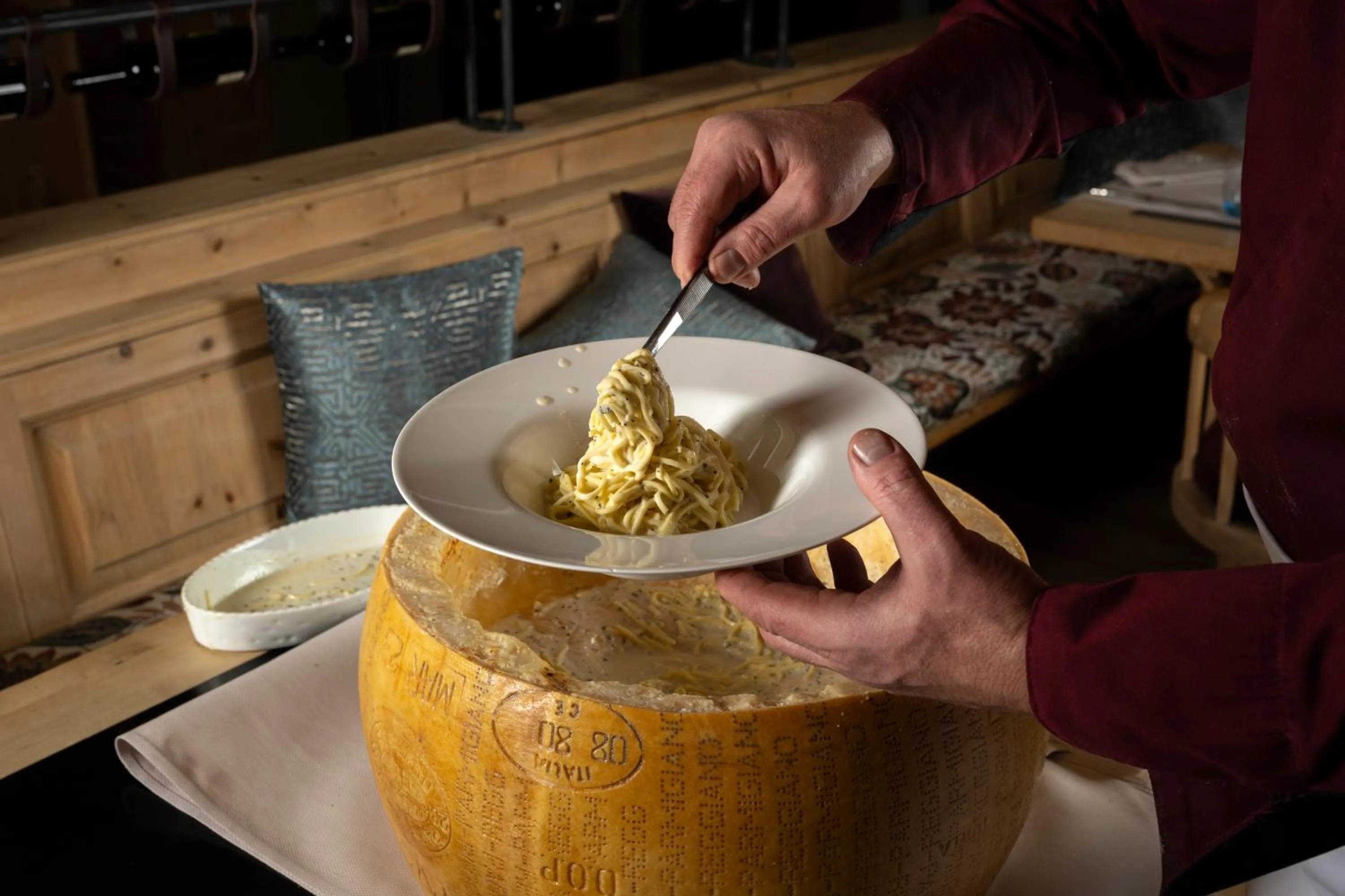 Restaurant/places to eat in Hotel Schweizerhof Sils Maria, a Faern Collection Hotel