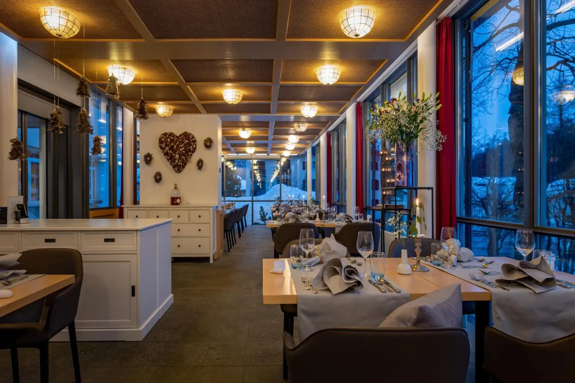 Restaurant/places to eat in Hotel Schweizerhof Sils Maria, a Faern Collection Hotel Restaurant/places to eat in Hotel Schweizerhof Sils Maria, a Faern Collection Hotel