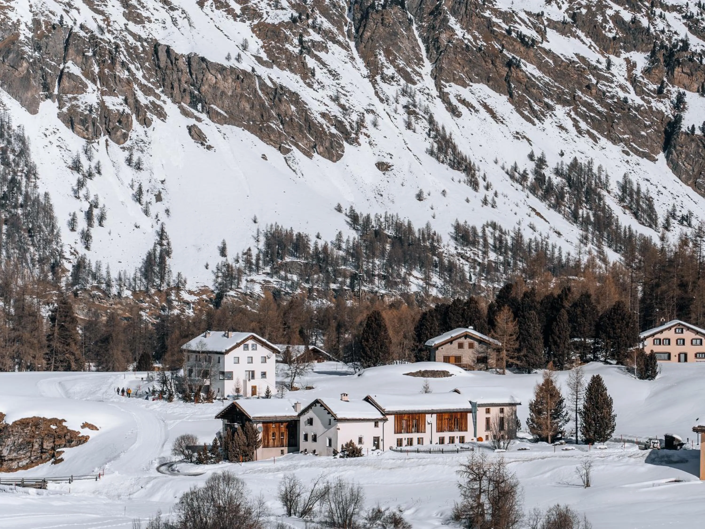 Property building in Hotel Chesa Pool