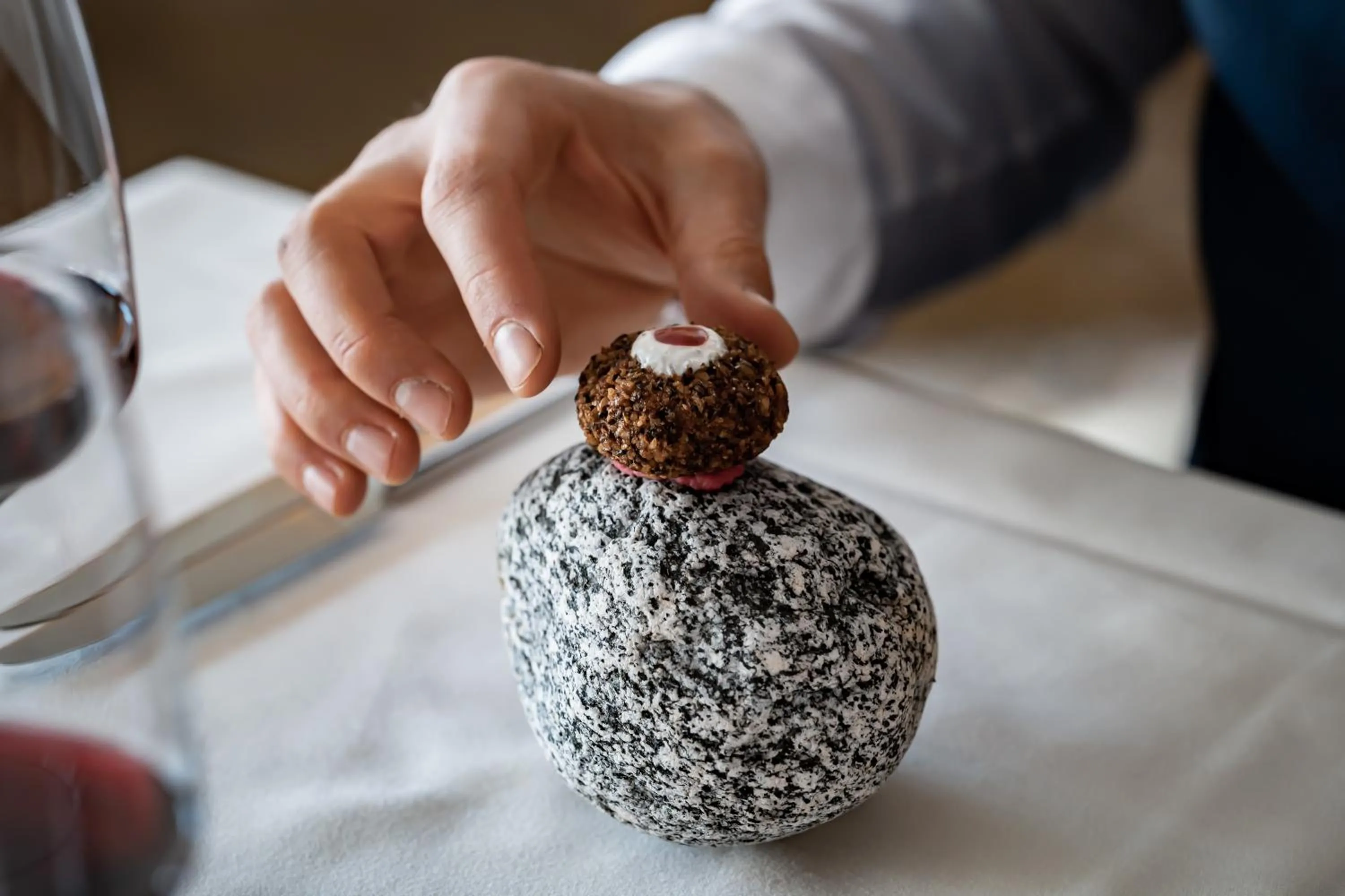 Food in Hotel Chesa Pool