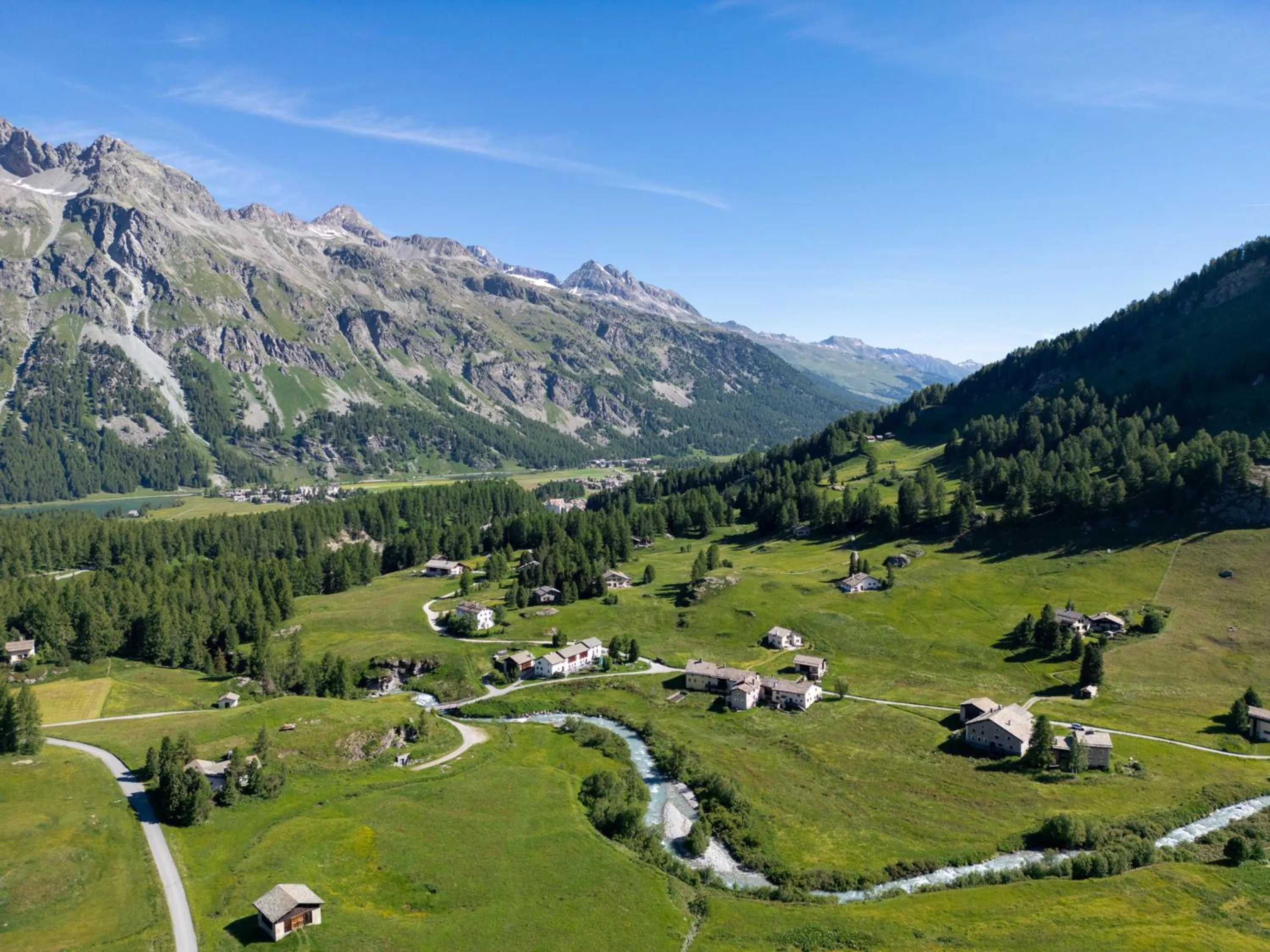 Natural landscape in Hotel Chesa Pool