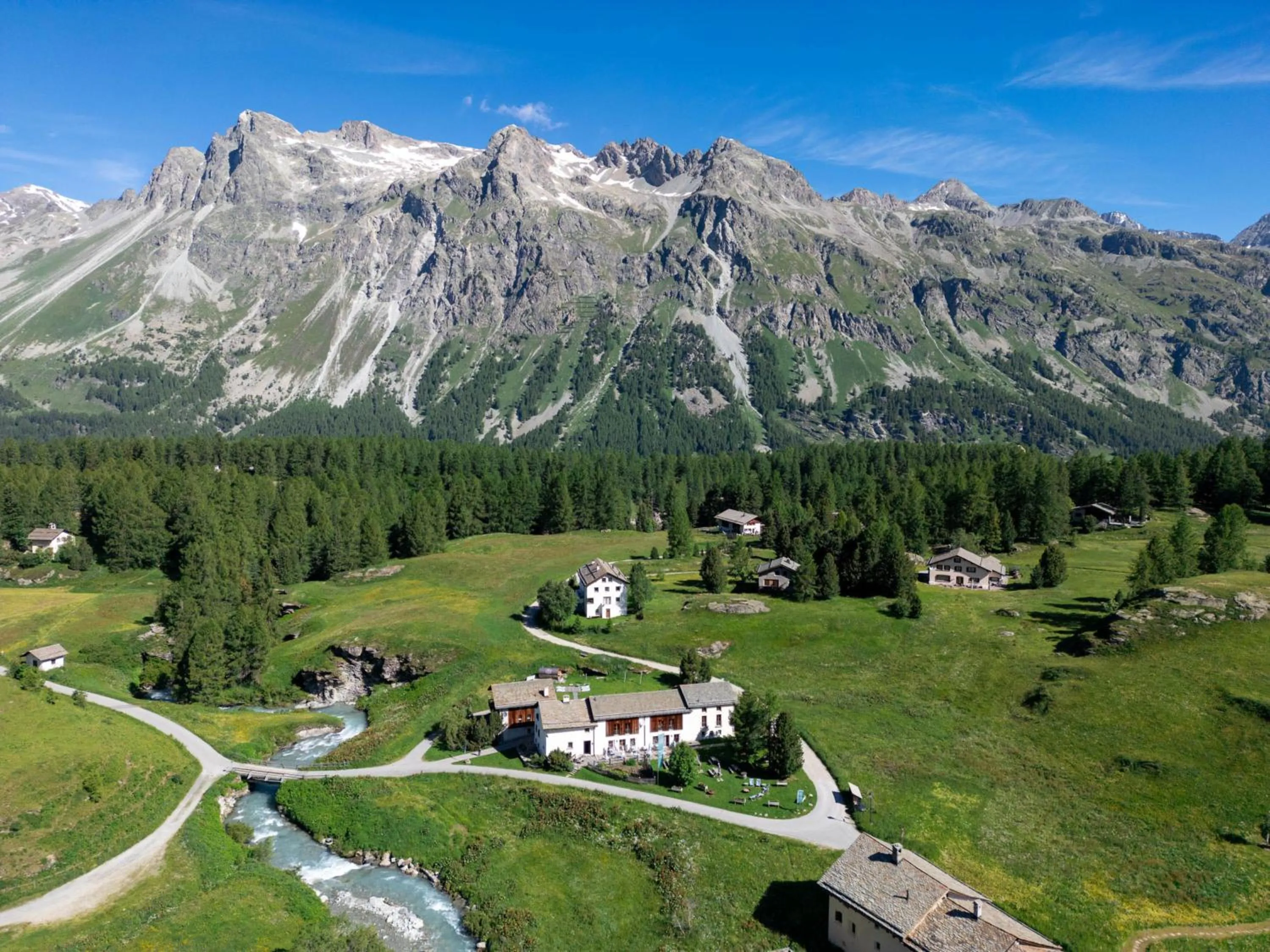 Property building in Hotel Chesa Pool