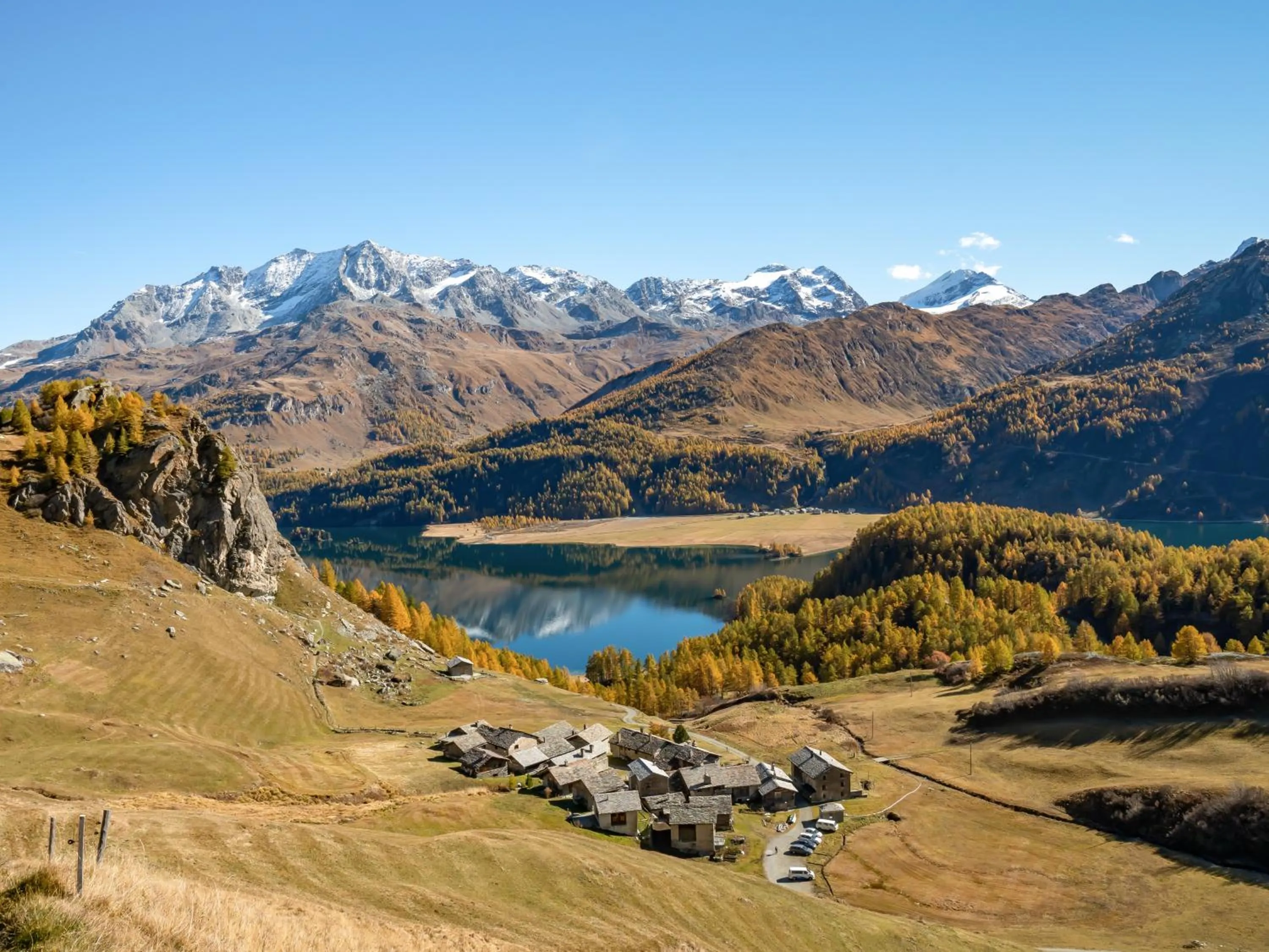 Natural landscape in Hotel Chesa Pool
