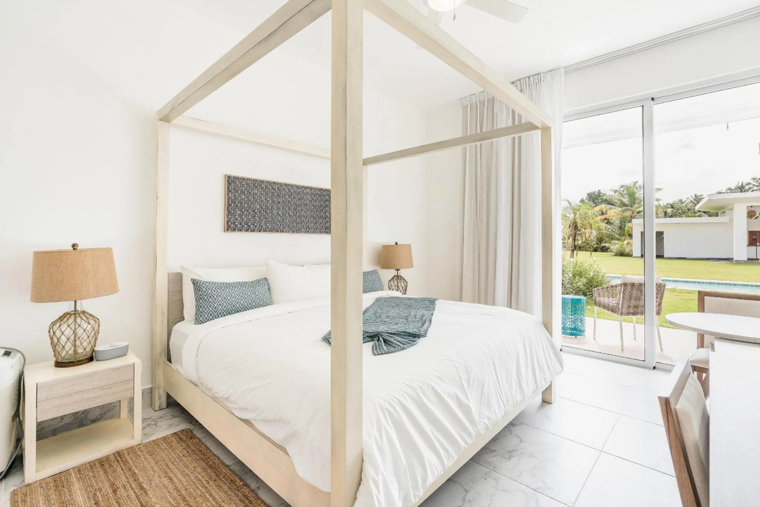 Bed in Playa Bonita Amazing Condo at Lake View