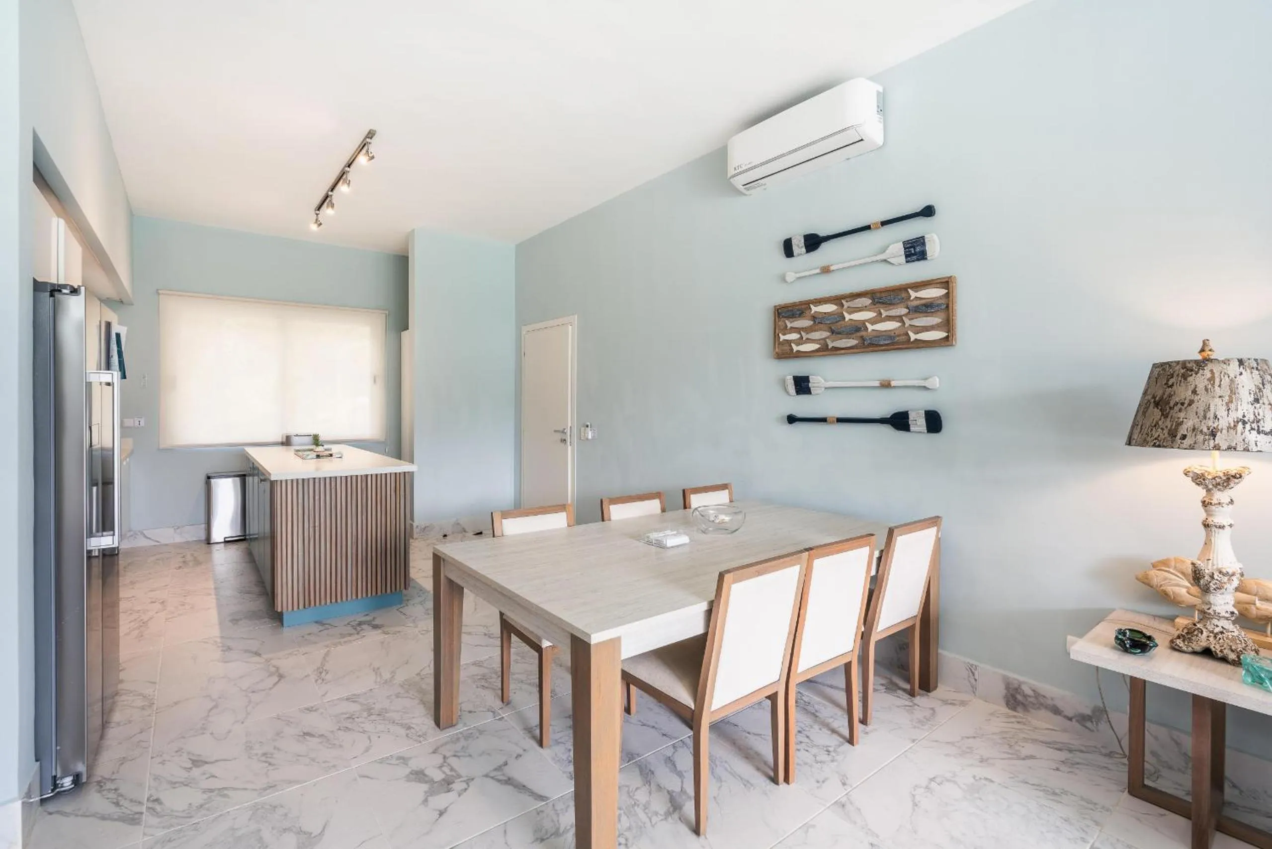 Playa Bonita Amazing Condo at Lake View