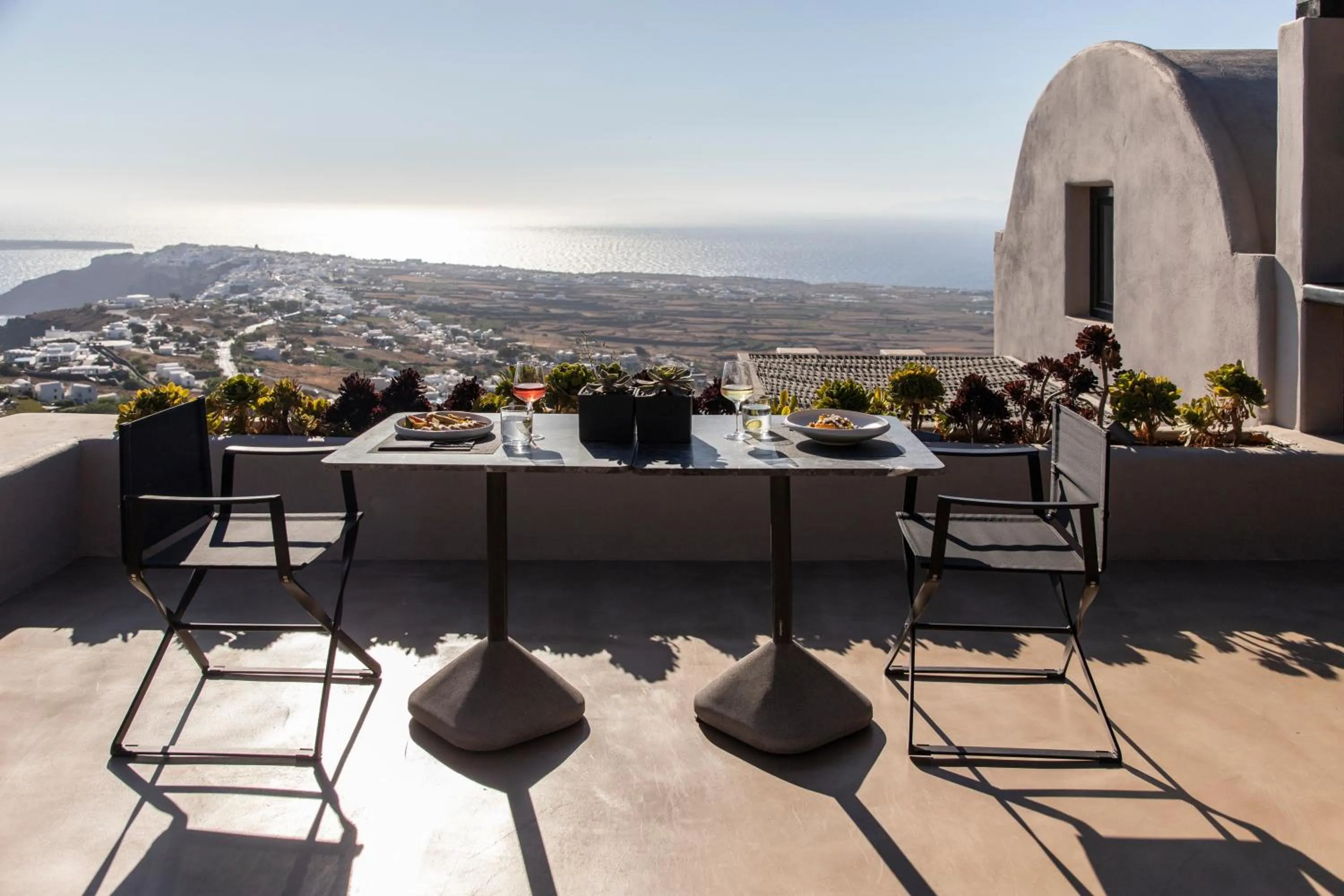 Restaurant/places to eat in Nimbus Santorini