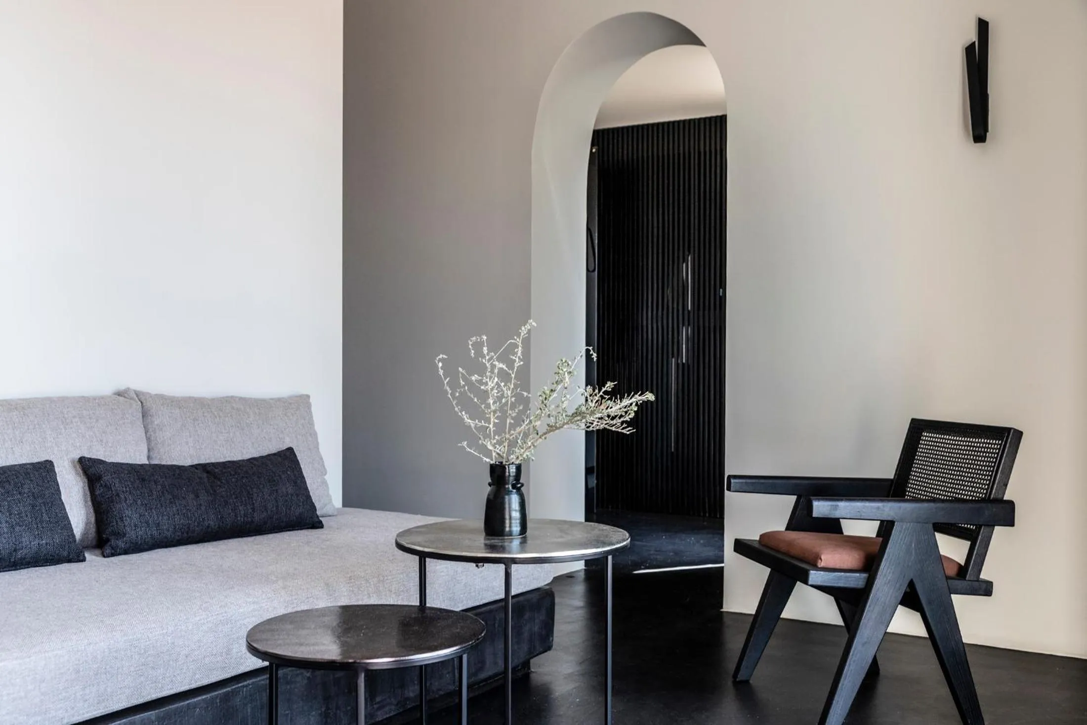 Decorative detail in Nimbus Santorini