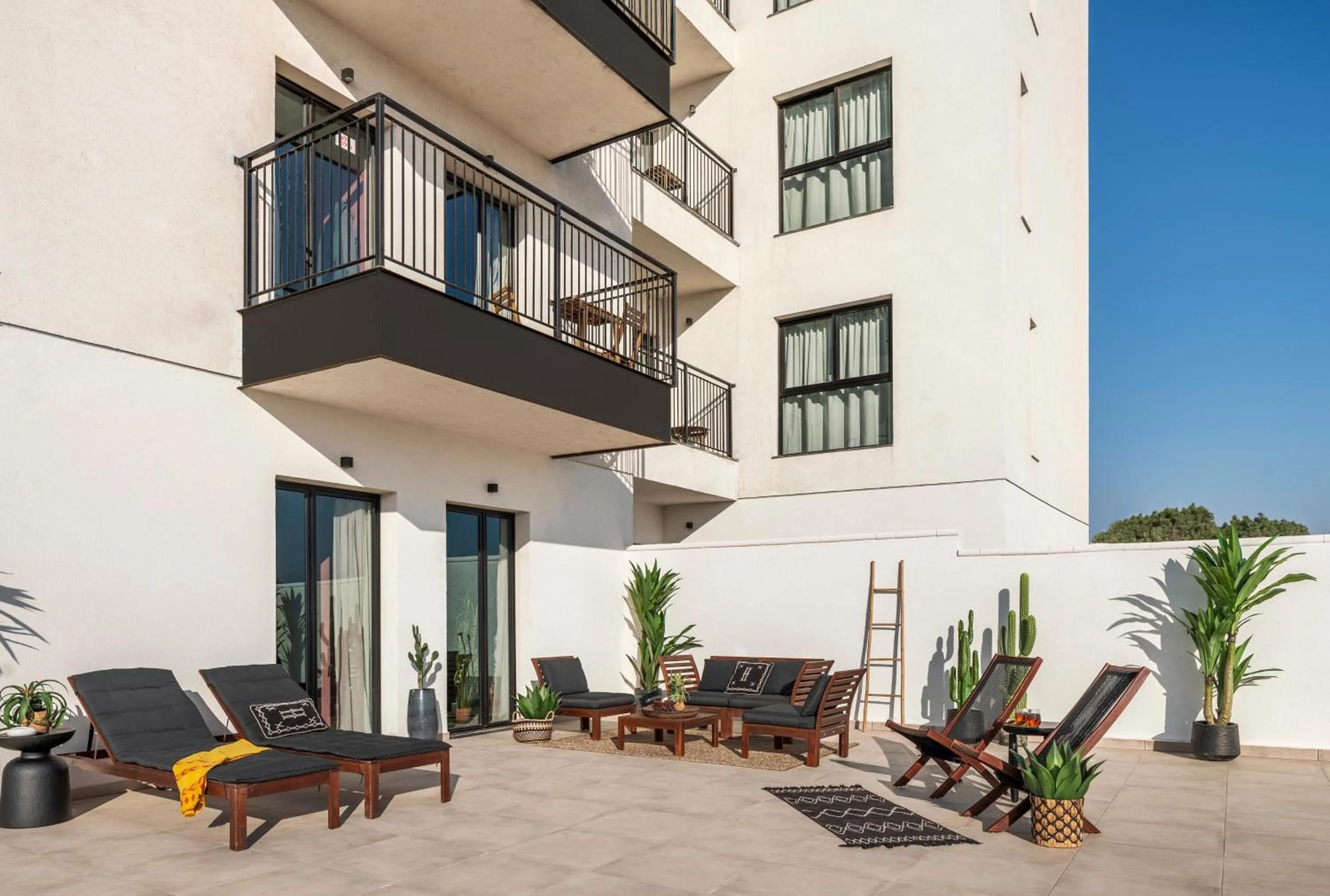 Balcony/Terrace in Mr. Soof - By TLV2GO