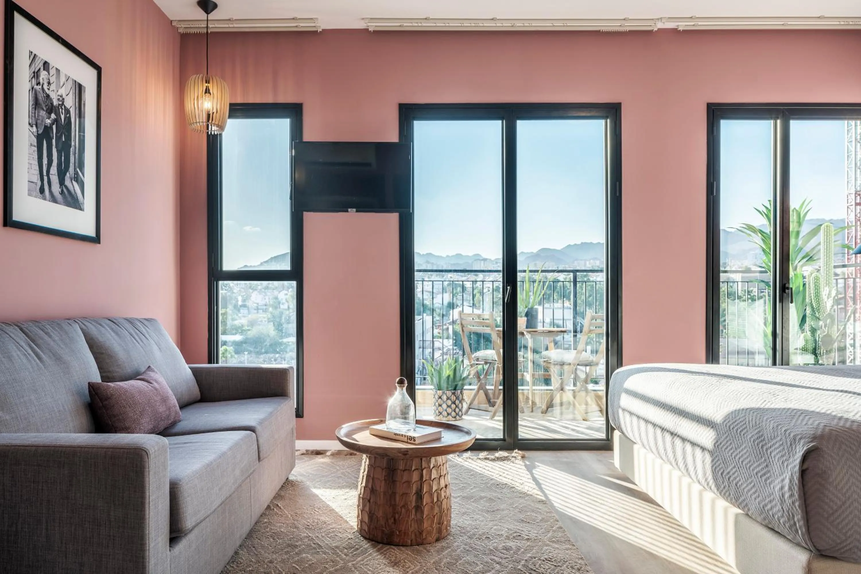 Bed in Mr. Soof - By TLV2GO