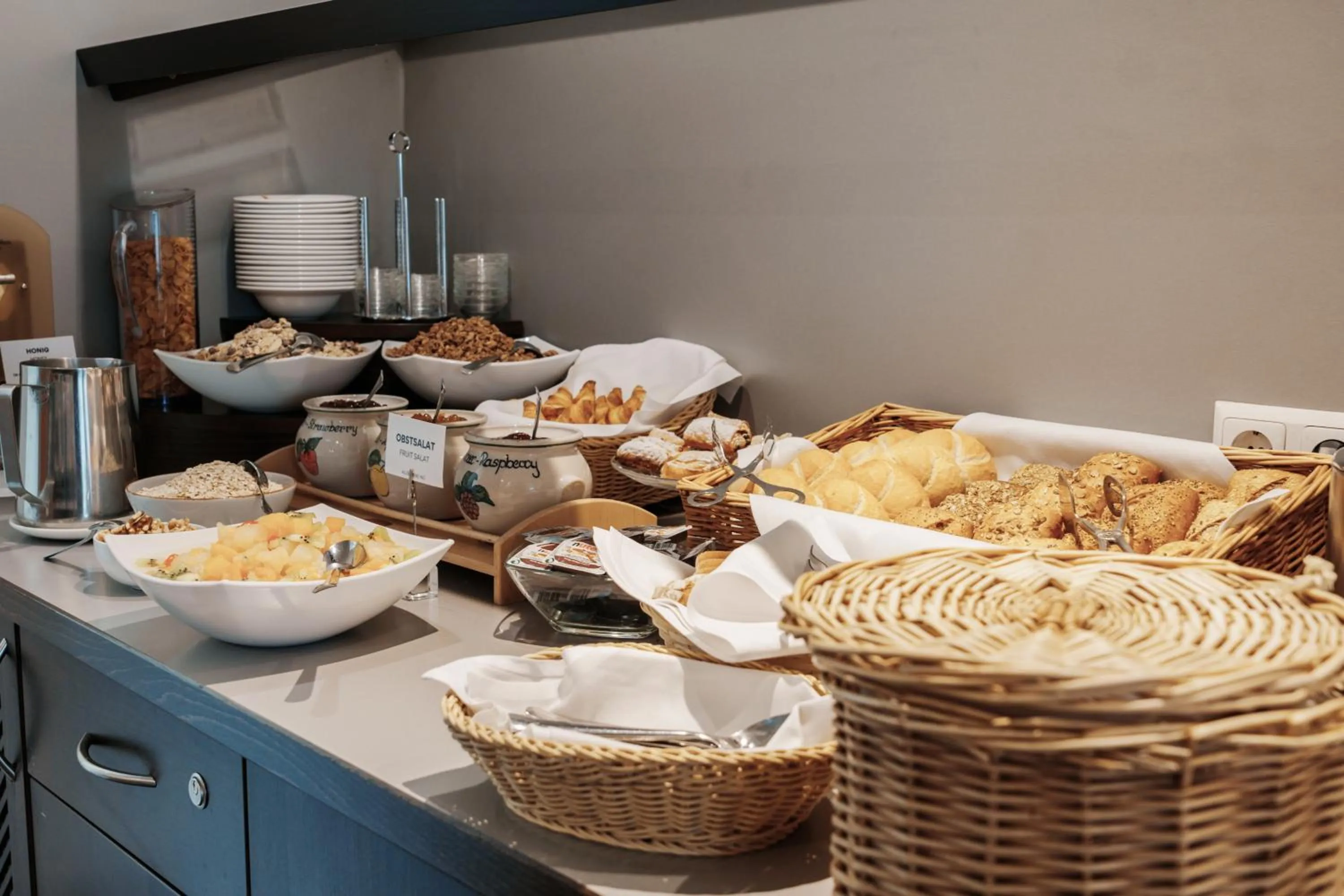 Breakfast in Helvetia Hotel Munich City Center