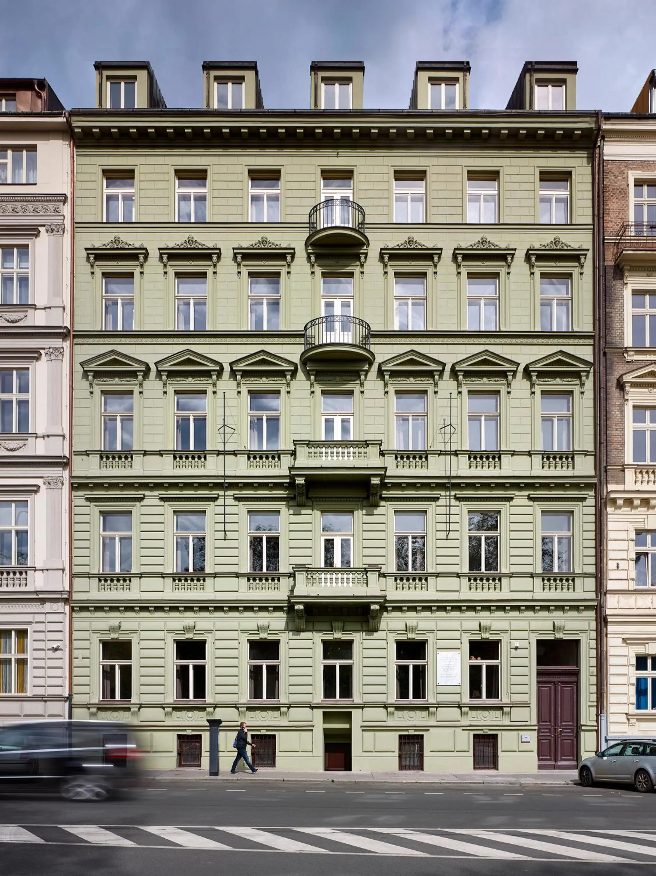 Property building in Franz BY ZEITRAUM