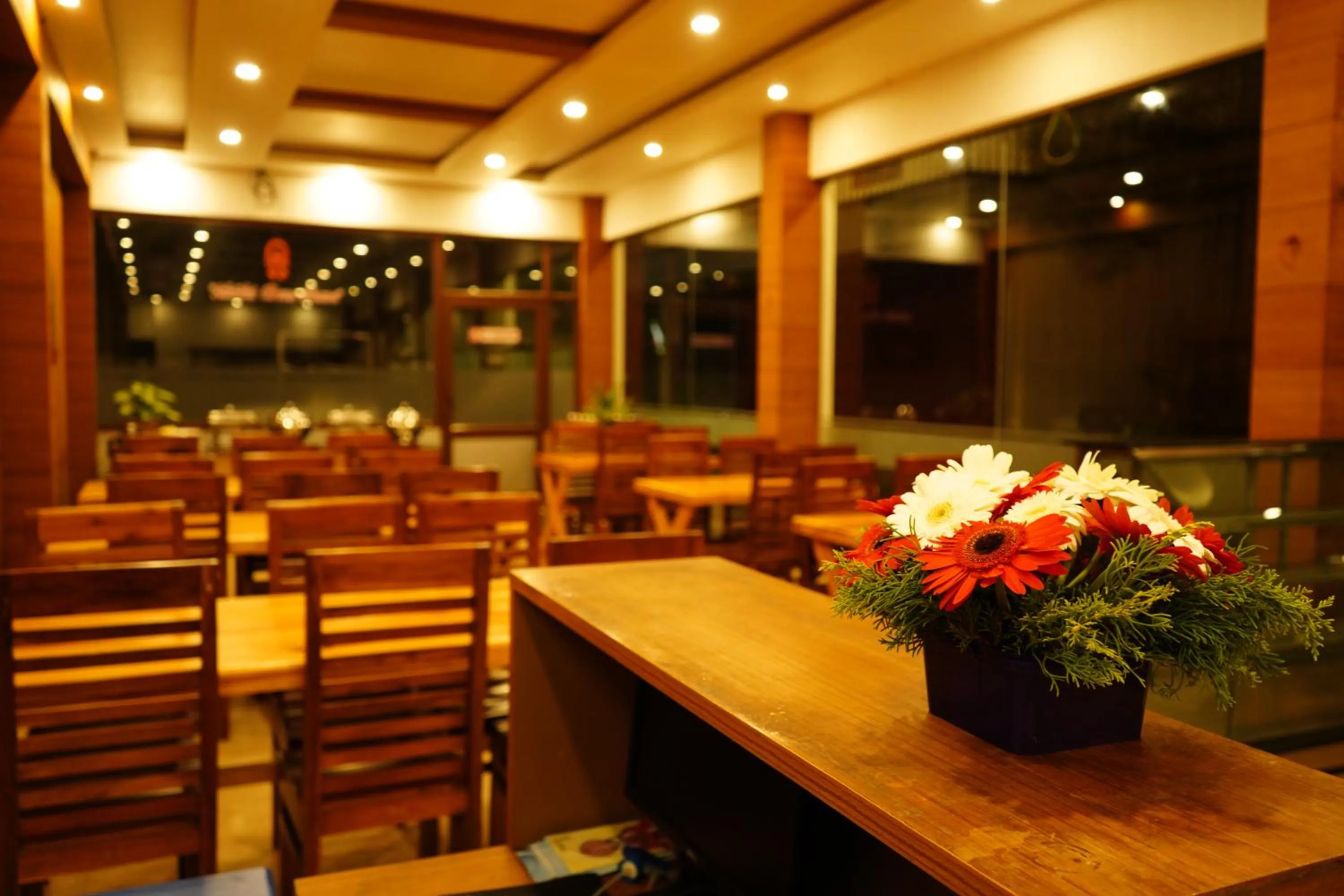 Restaurant/places to eat in The Patio Thekkady