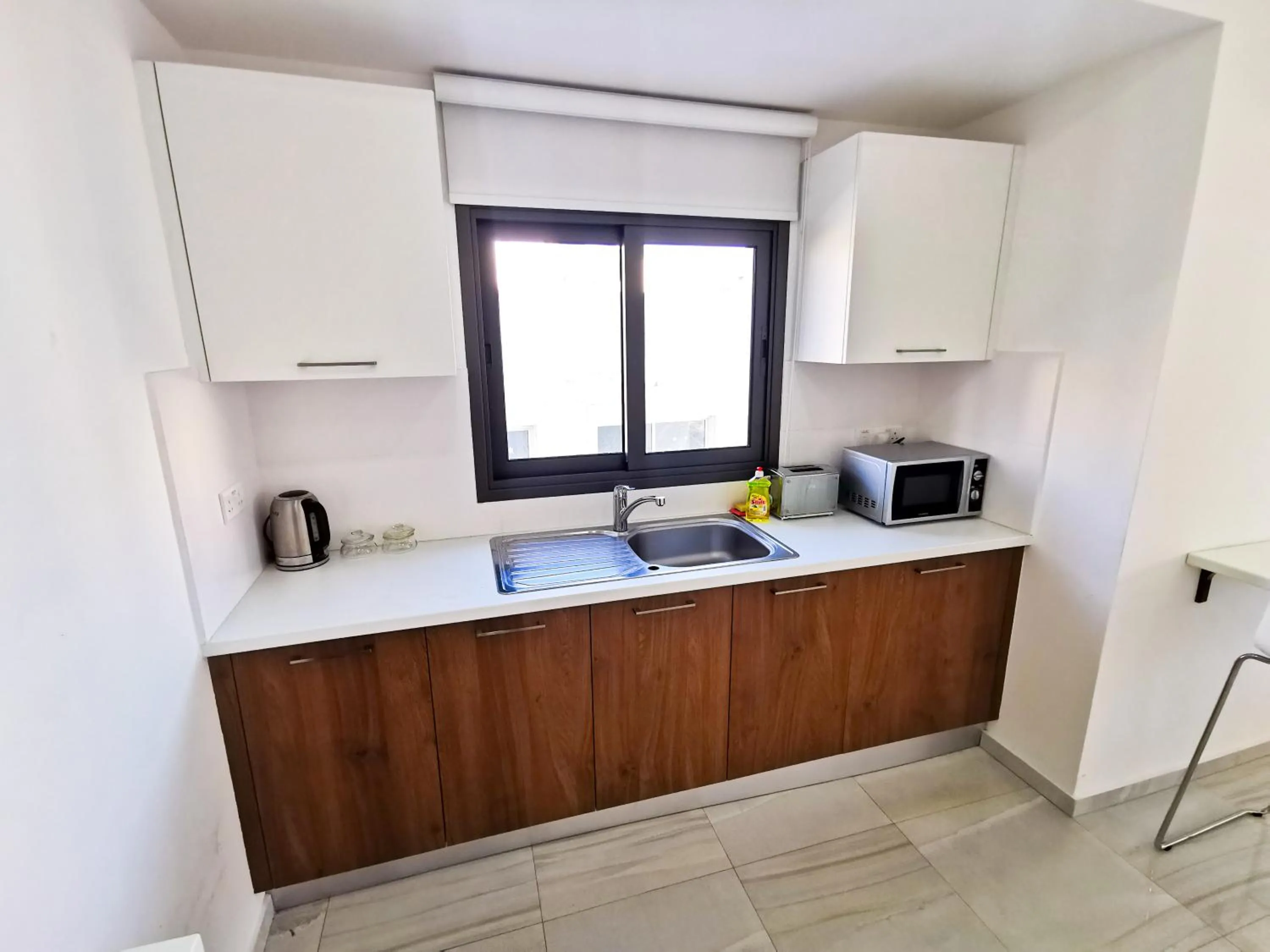 Kitchen or kitchenette in Vasilo Court Seaview City Apartment