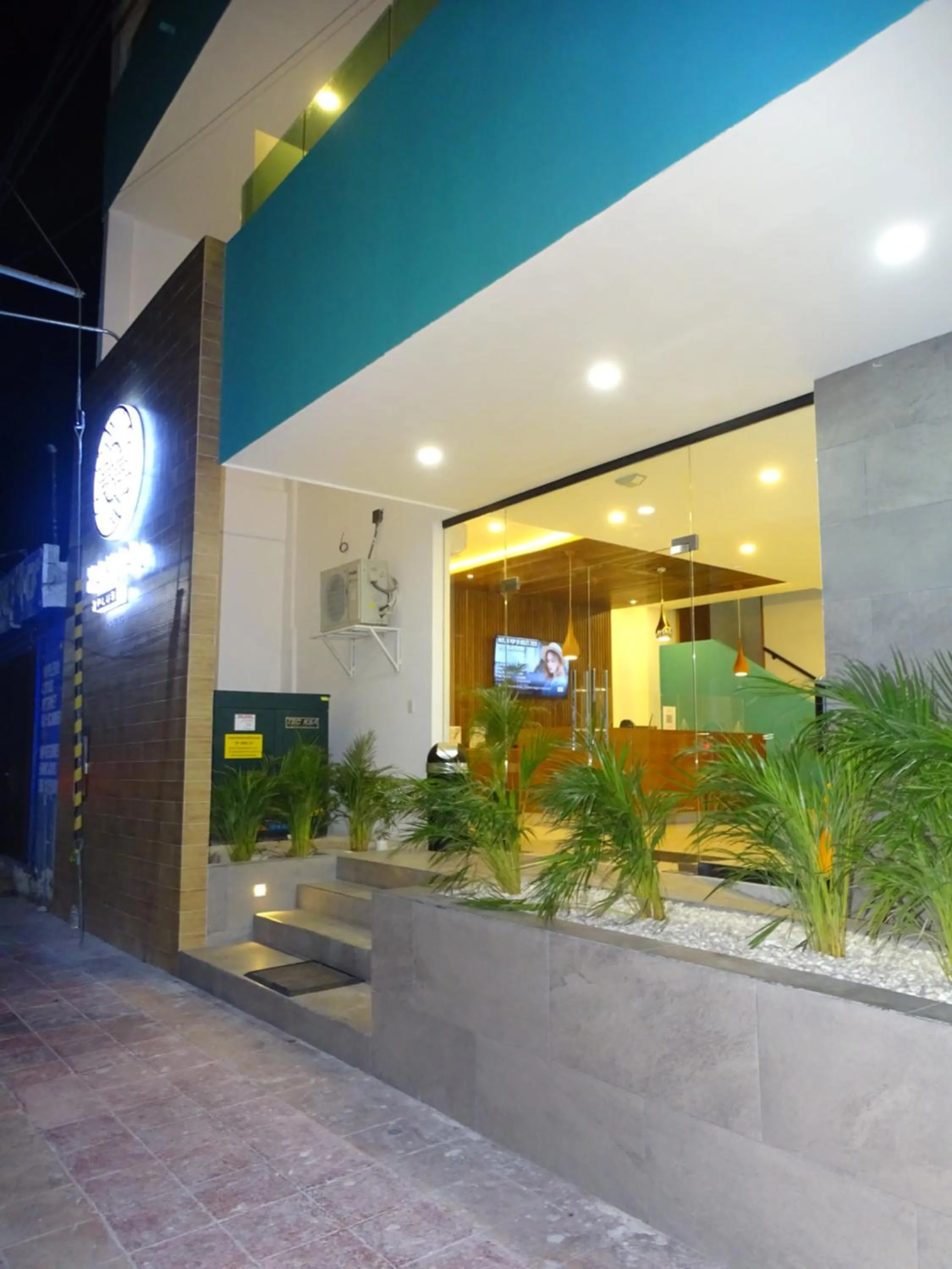 Facade/entrance in Hotel Kavia Plus