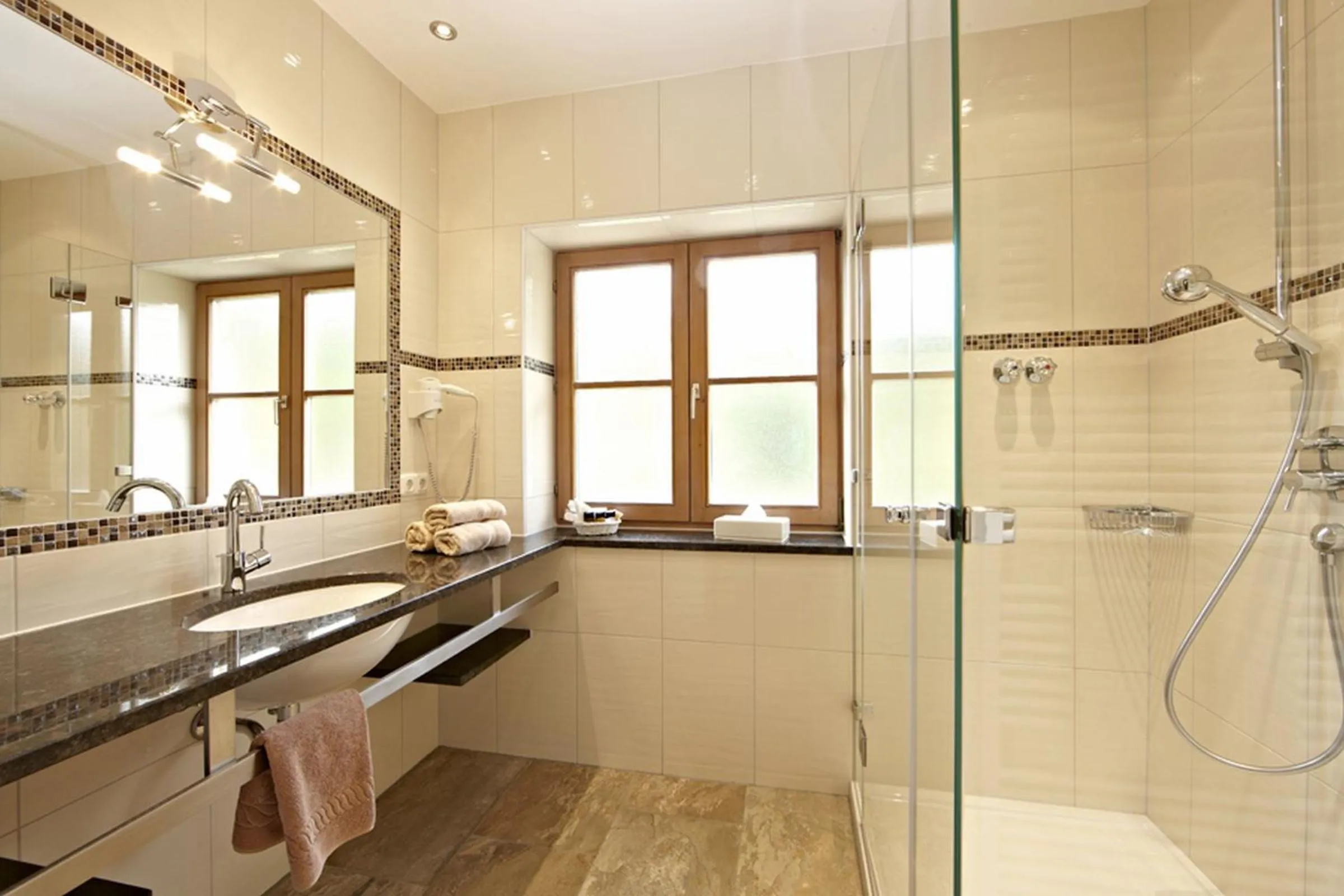 Shower in Hotel Alpspitz B&B