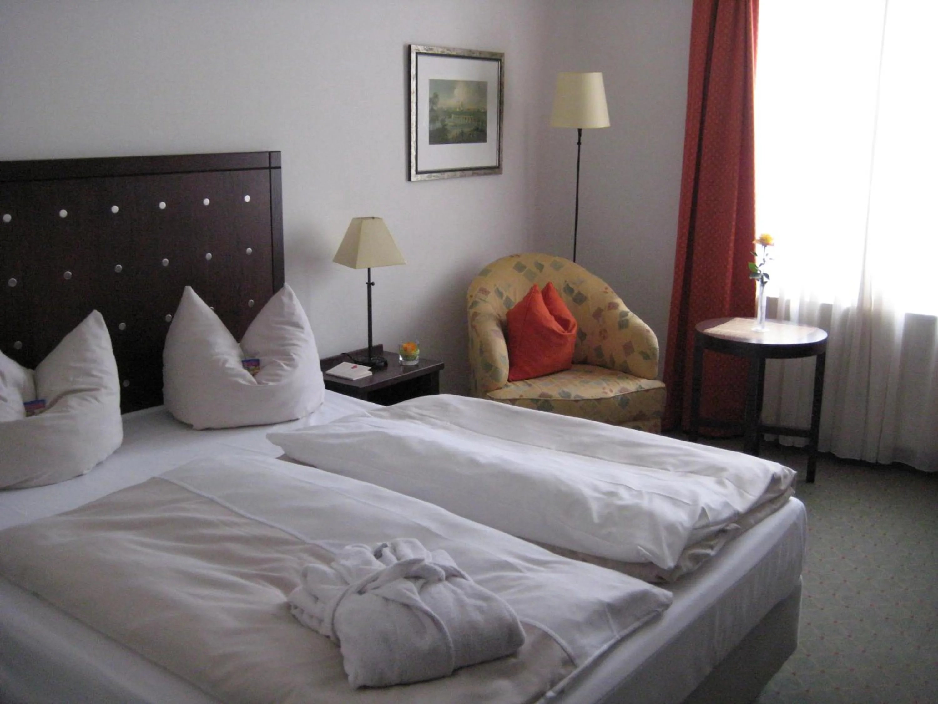 Photo of the whole room, Bed in Best Western Soibelmanns Lutherstadt Wittenberg