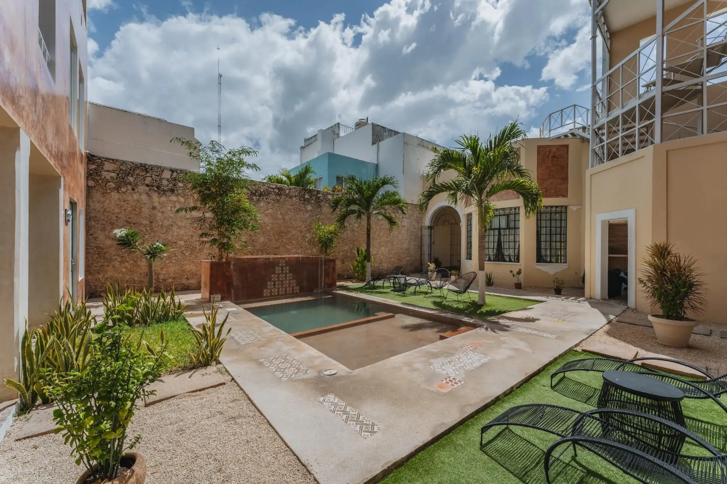 Swimming pool in Hotel Boutique La Casona by Kavia Swimming pool in Hotel Boutique La Casona by Kavia