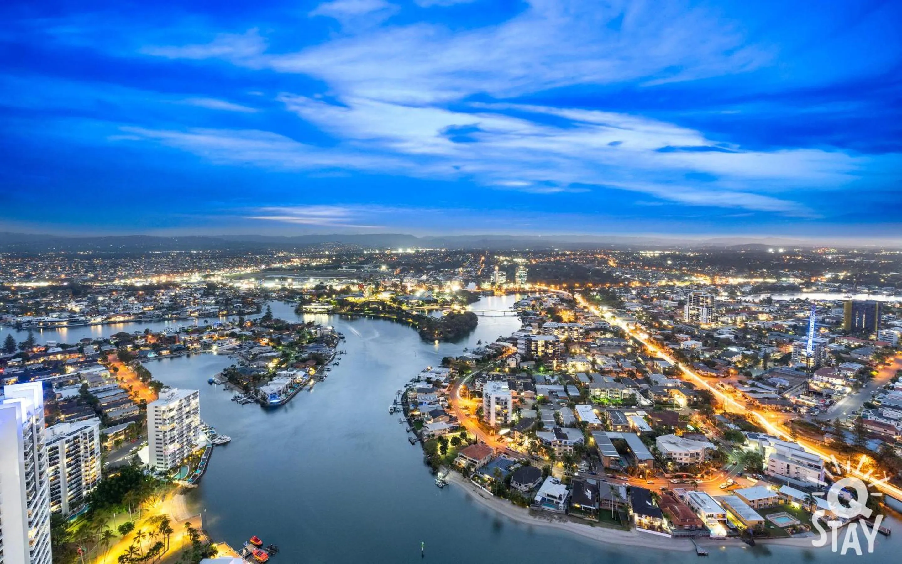 River view in Circle on Cavill - QStay